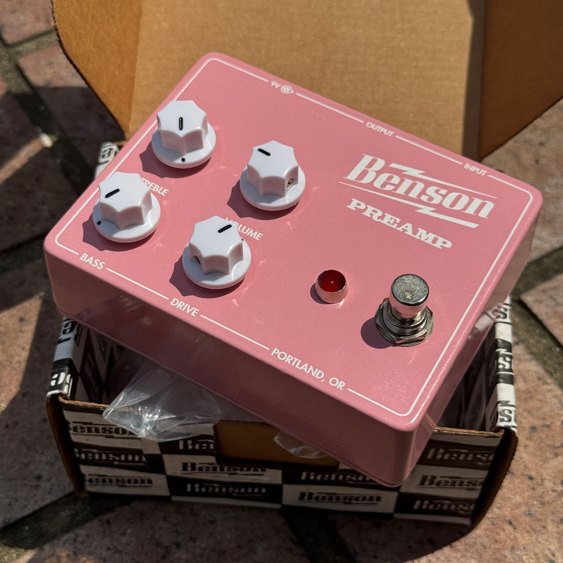 Benson-Preamp (Pink)-3