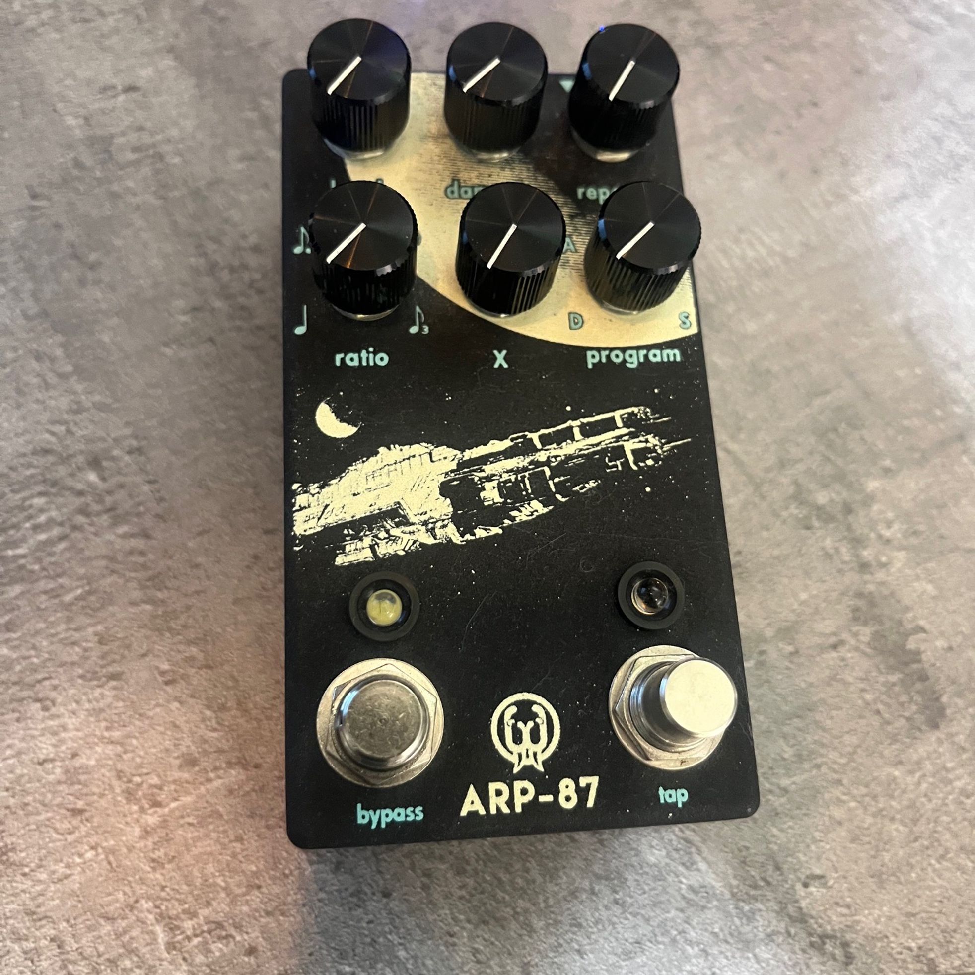 Walrus Audio-ARP-87-1