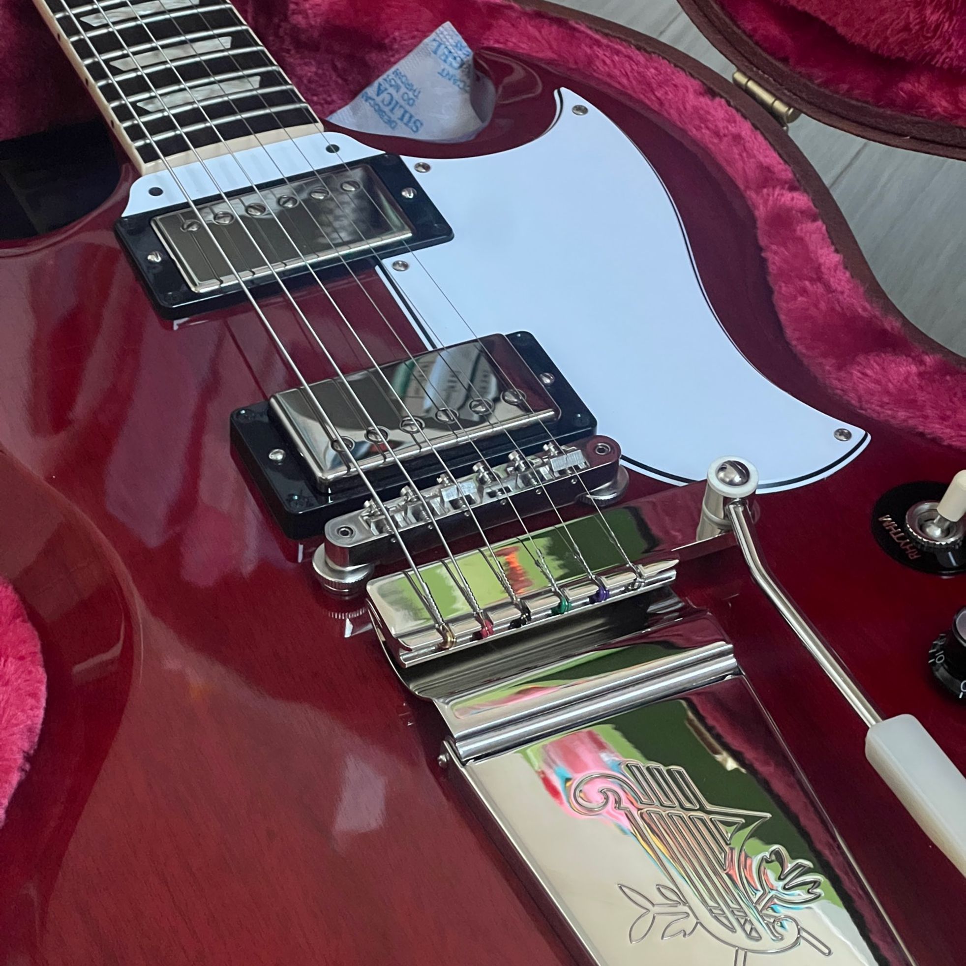 Gibson-SG Standard-1