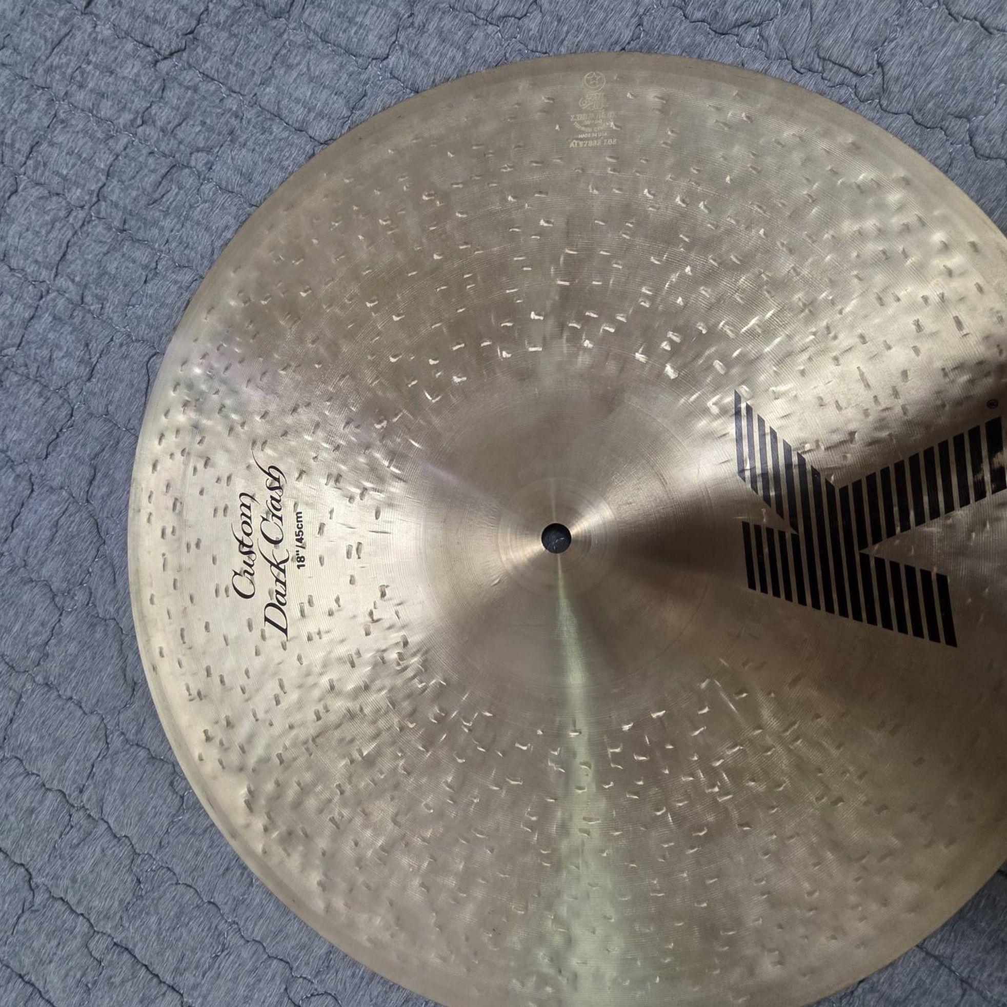 Zildjian-K Custom Dark Crash 18"-1