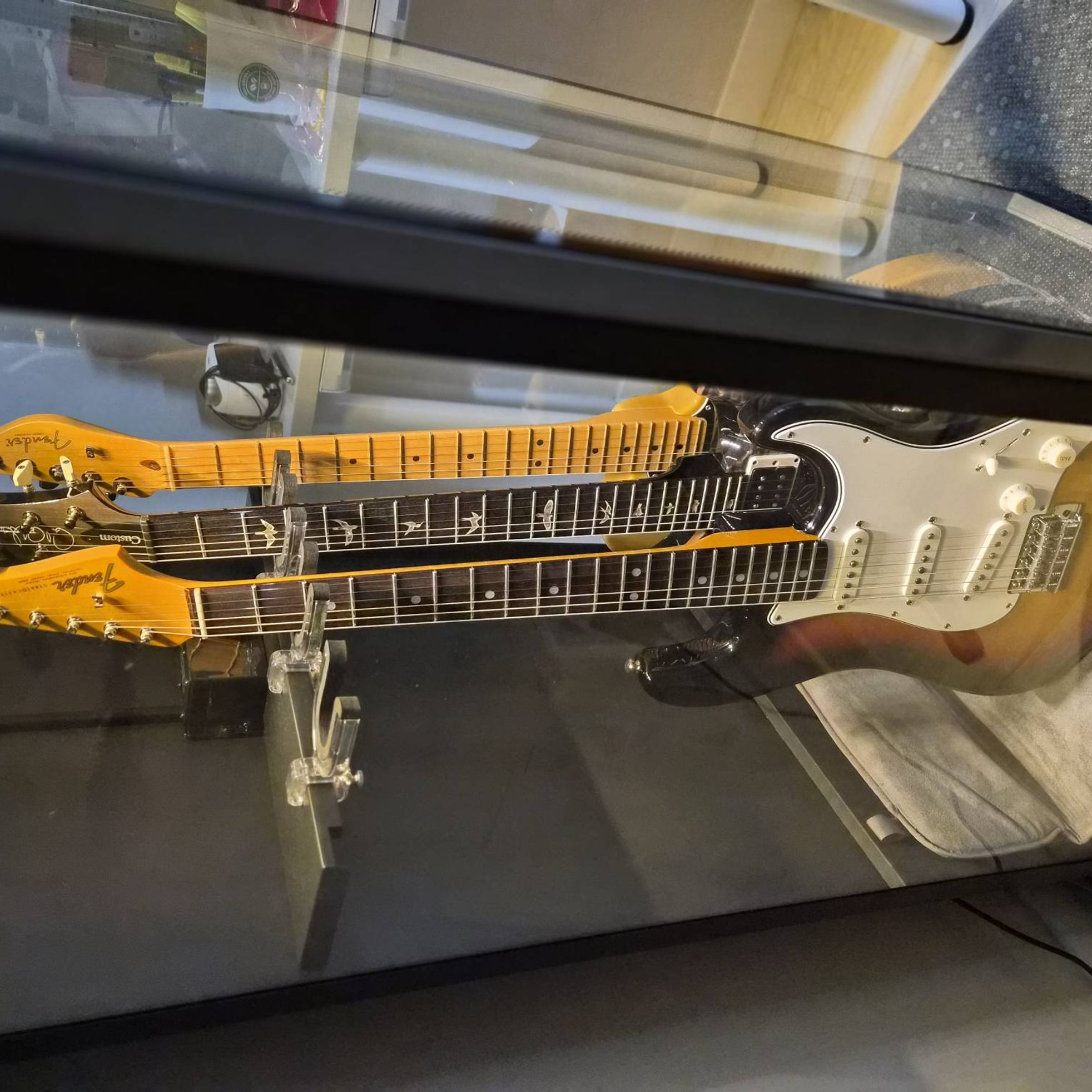 Fender-Custom Shop Stratocaster-6