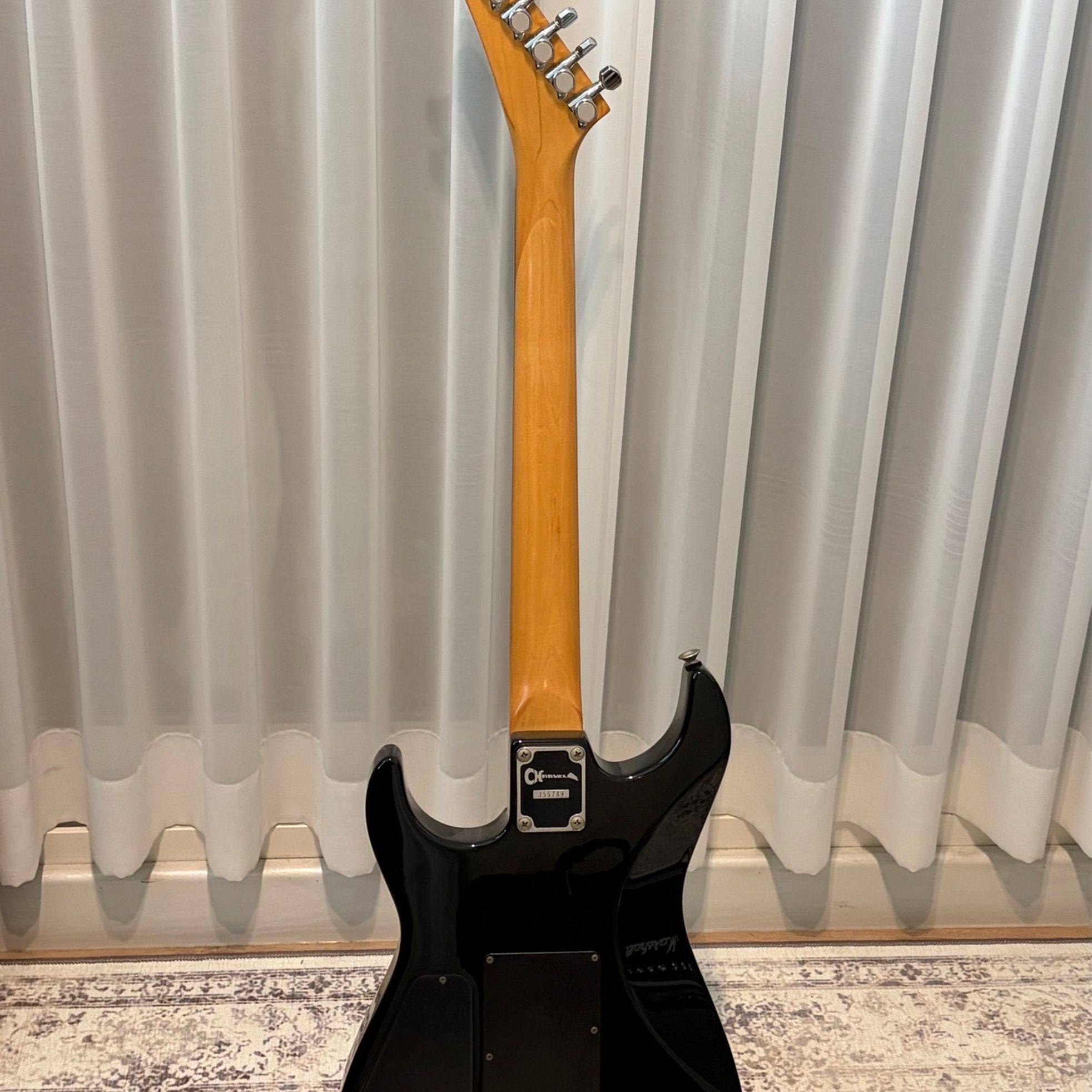 Charvel-null-3