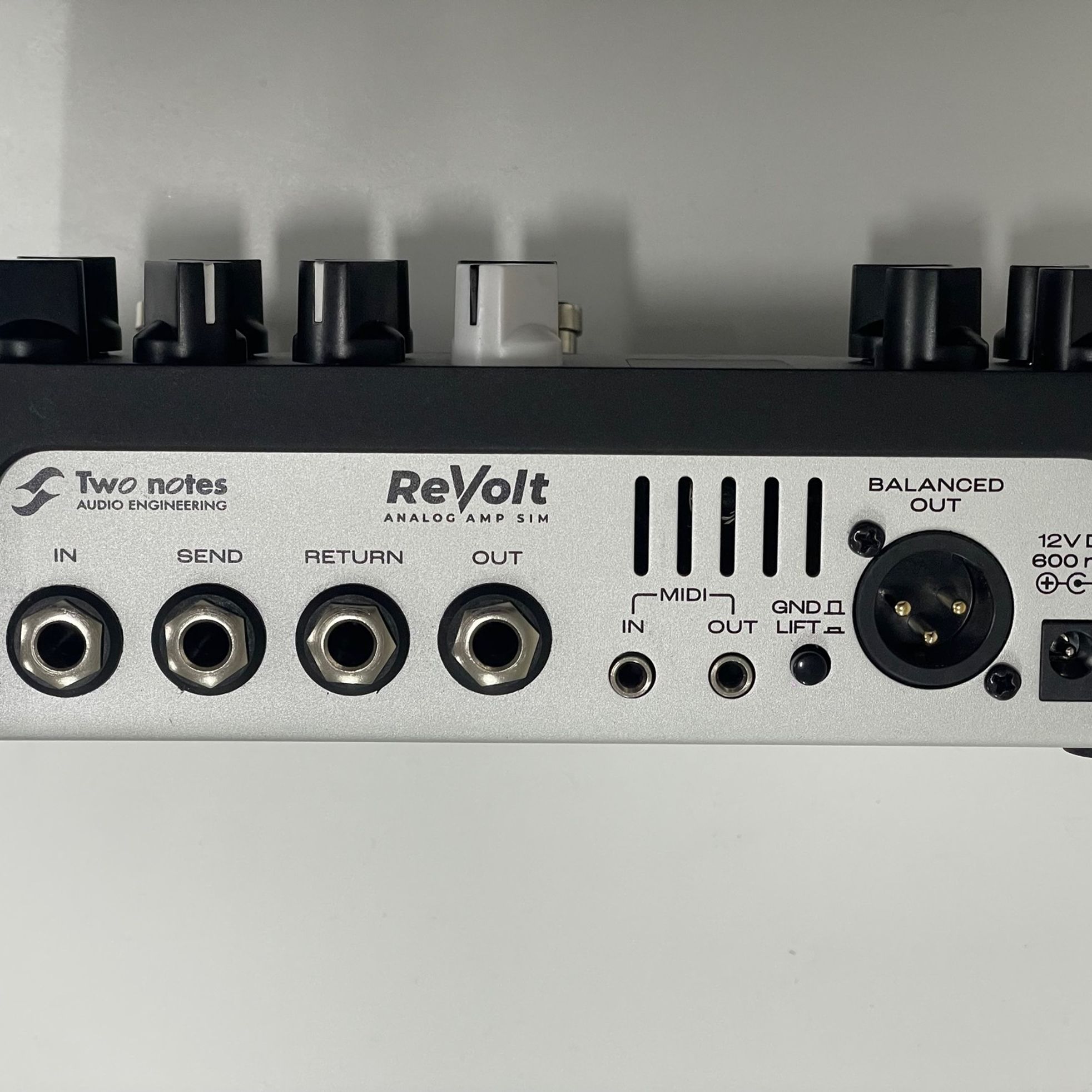 Two Notes-ReVolt-2