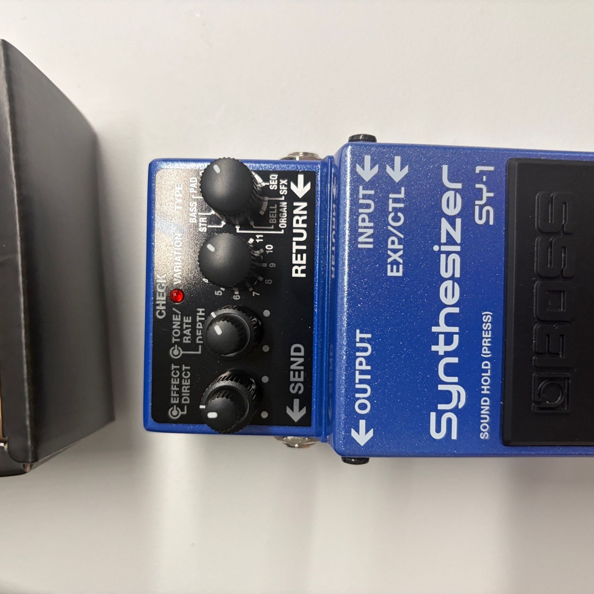 BOSS-SY-1 Synthesizer-1