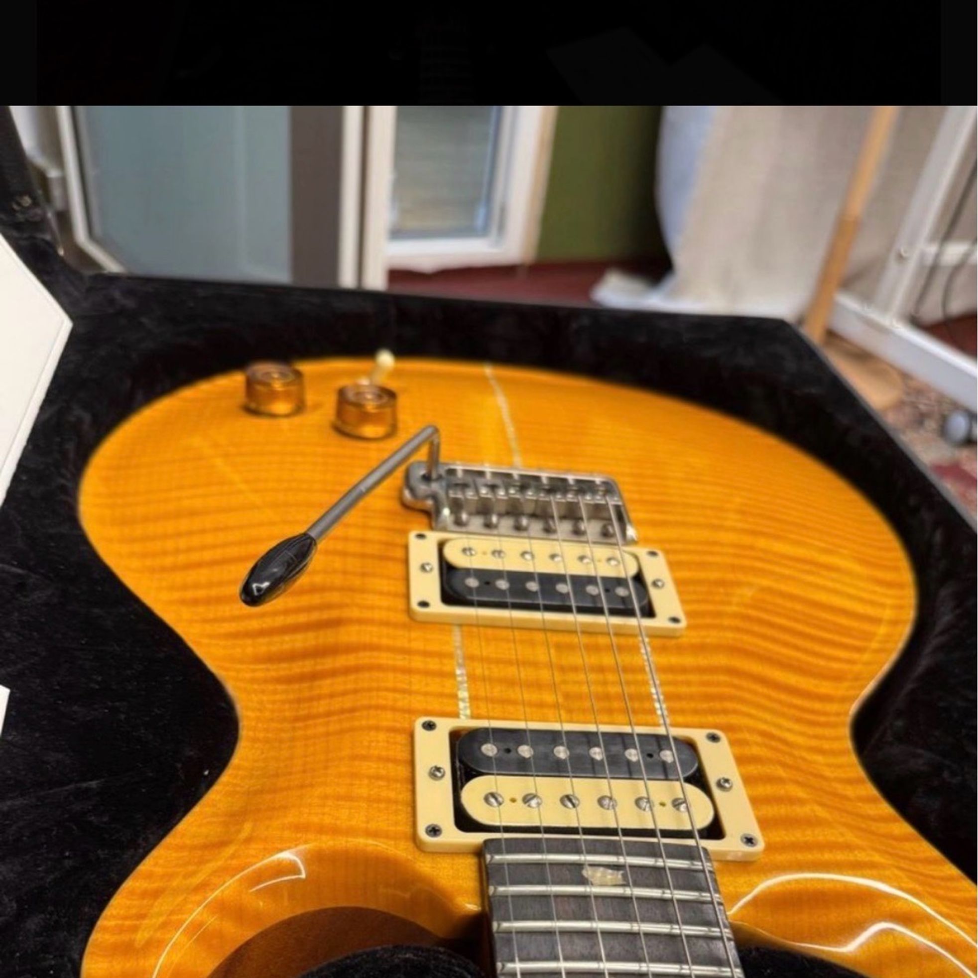 PRS Guitars-Santana-3