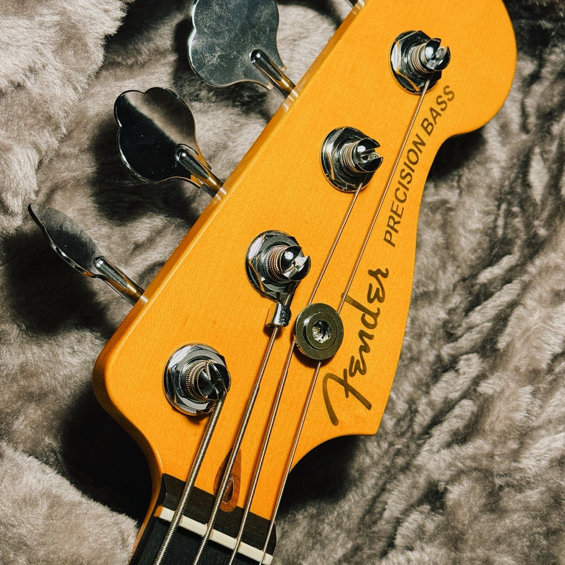 Fender-American Ultra II Precision Bass-7