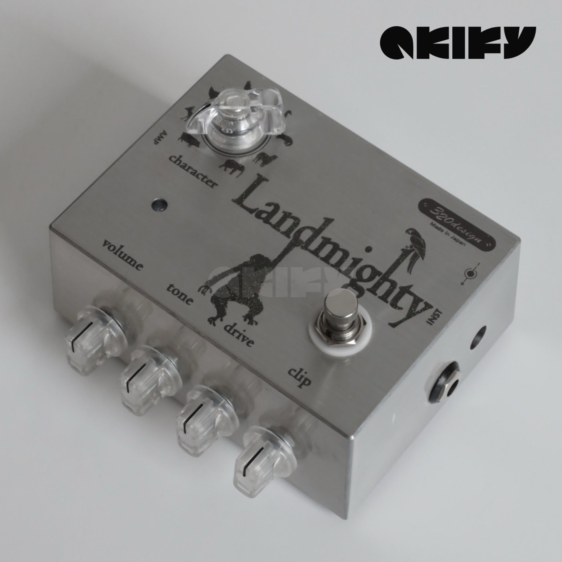 320Design-Landmighty-2