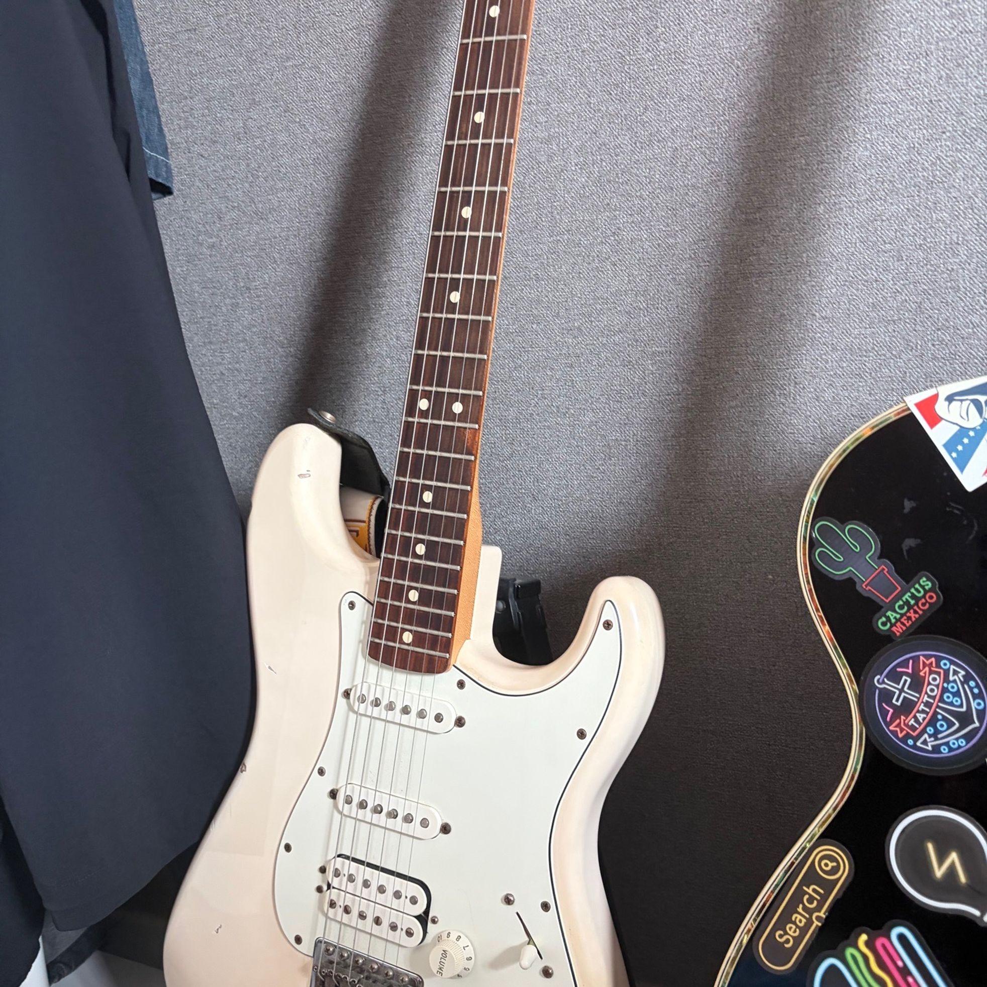 Fender-Player Stratocaster-4