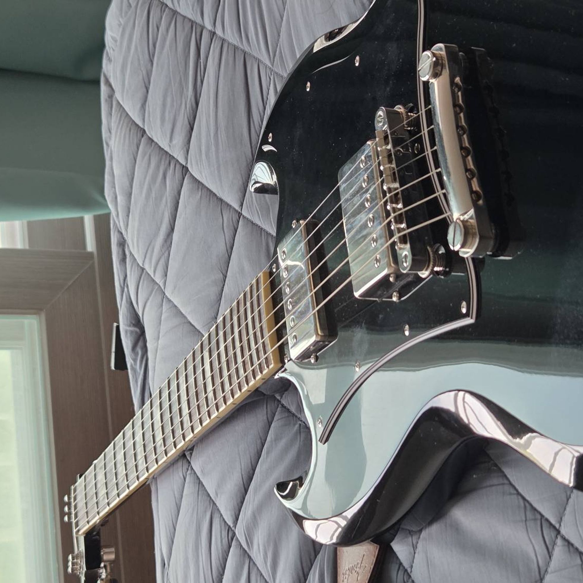Epiphone-SG Standard-1