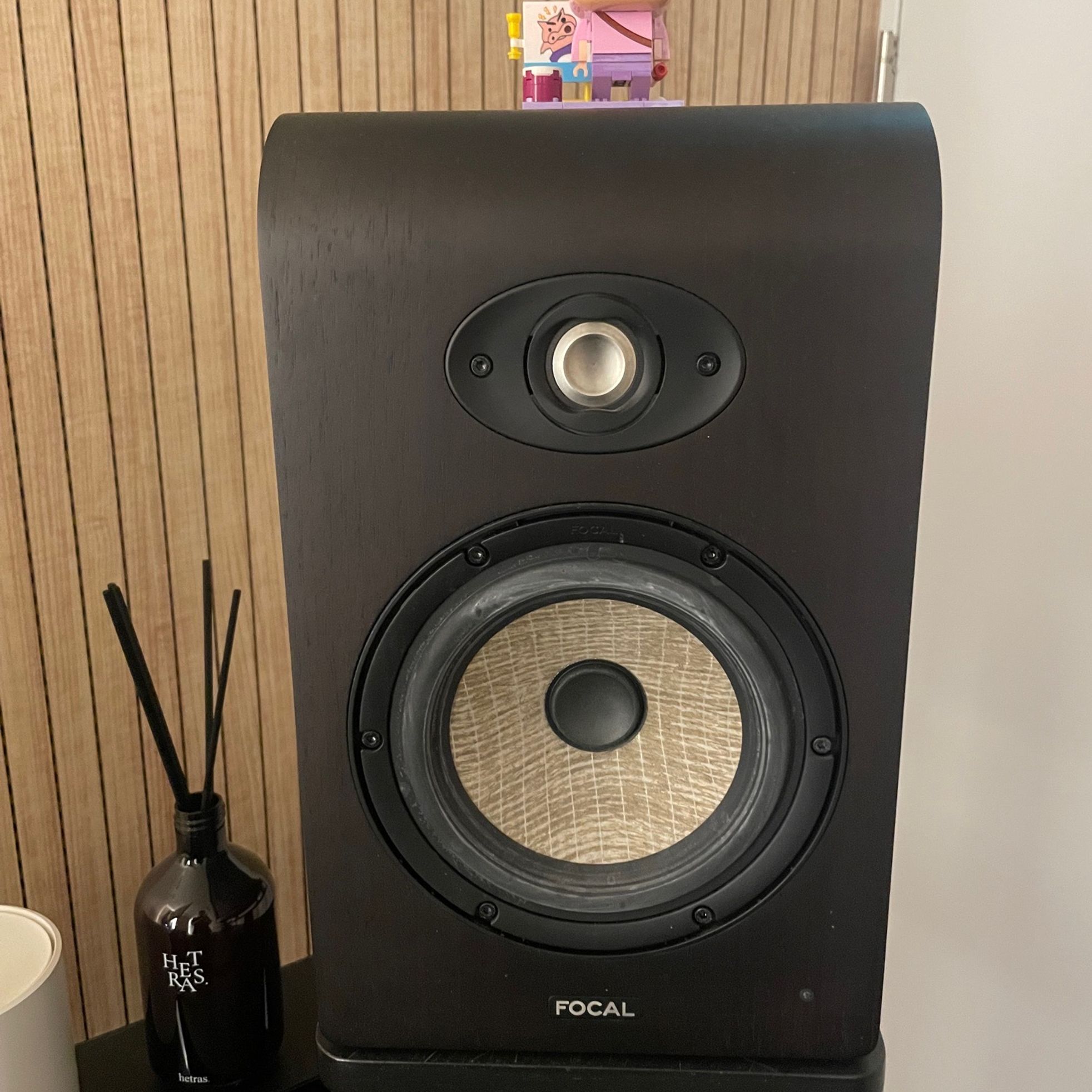 Focal-Shape 65-2