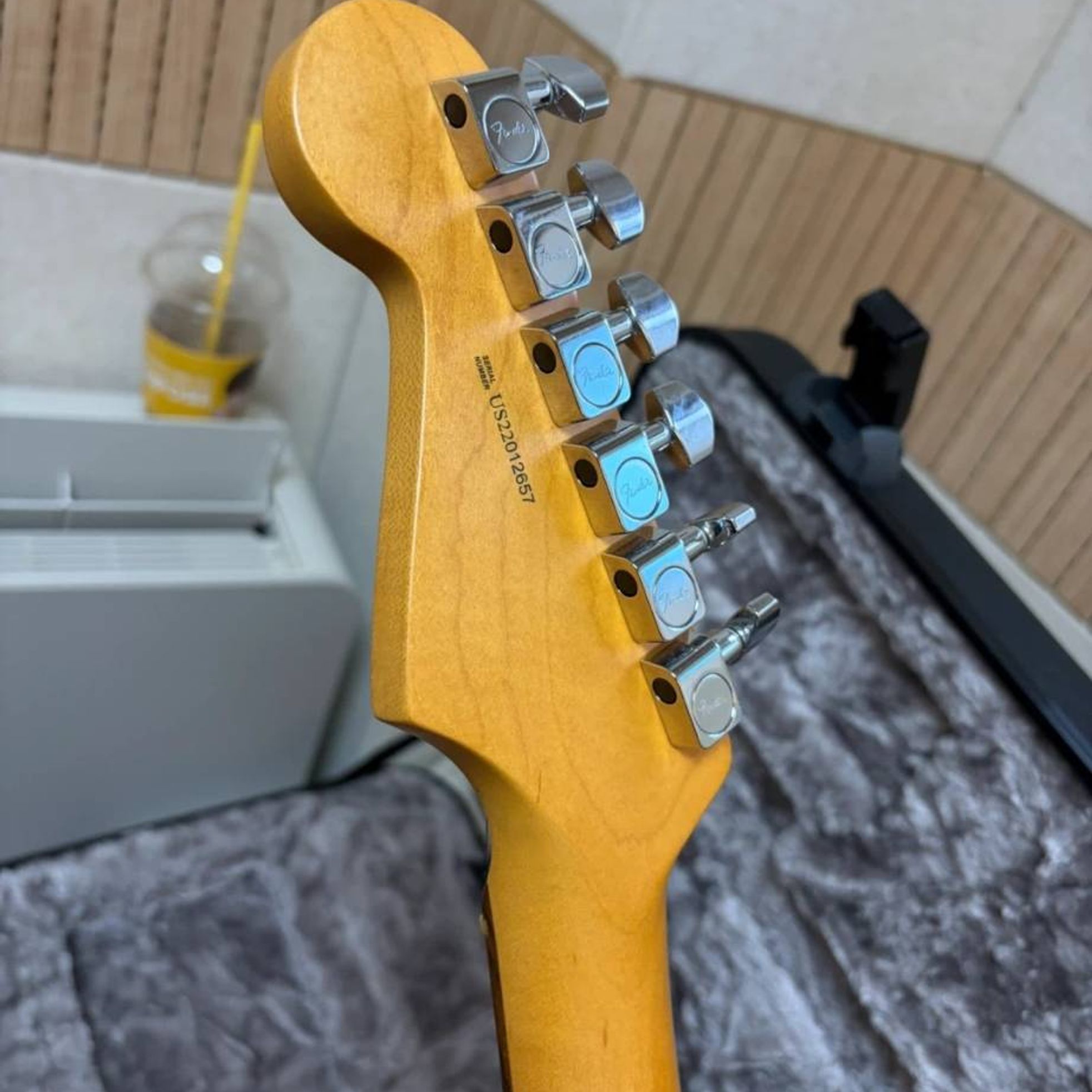 Fender-American Professional II Stratocaster-5