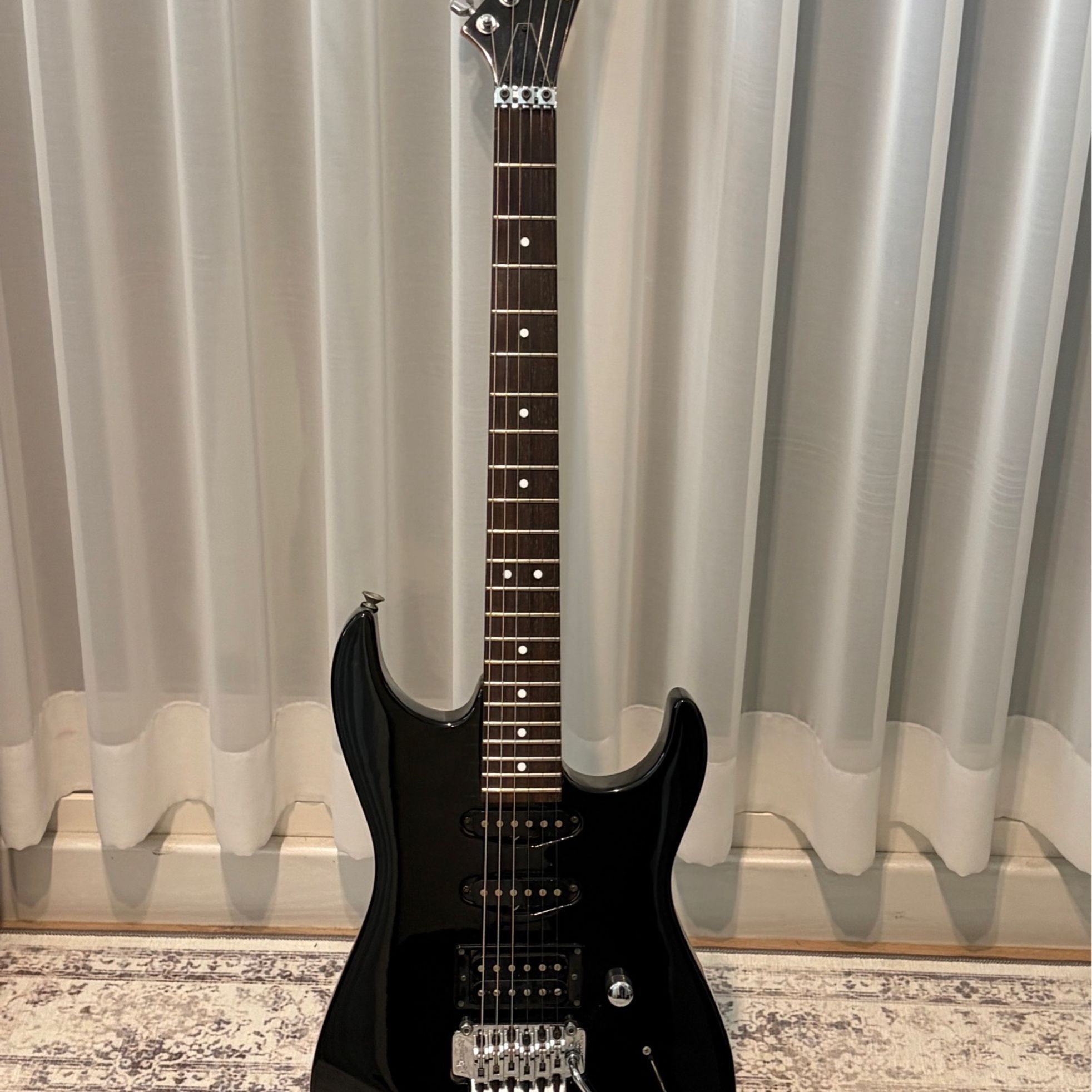 Charvel-null-1