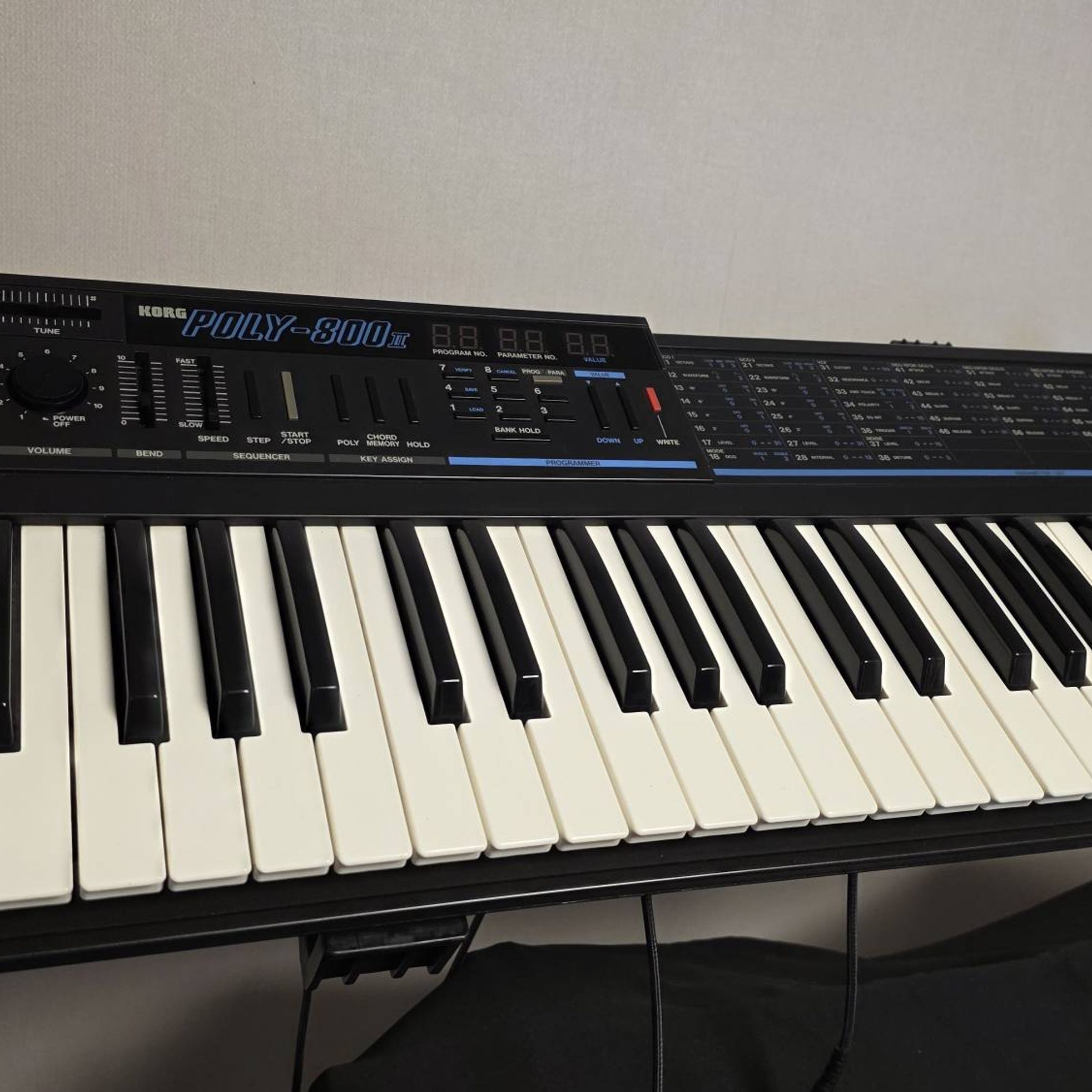 Korg-Poly-800 II-1