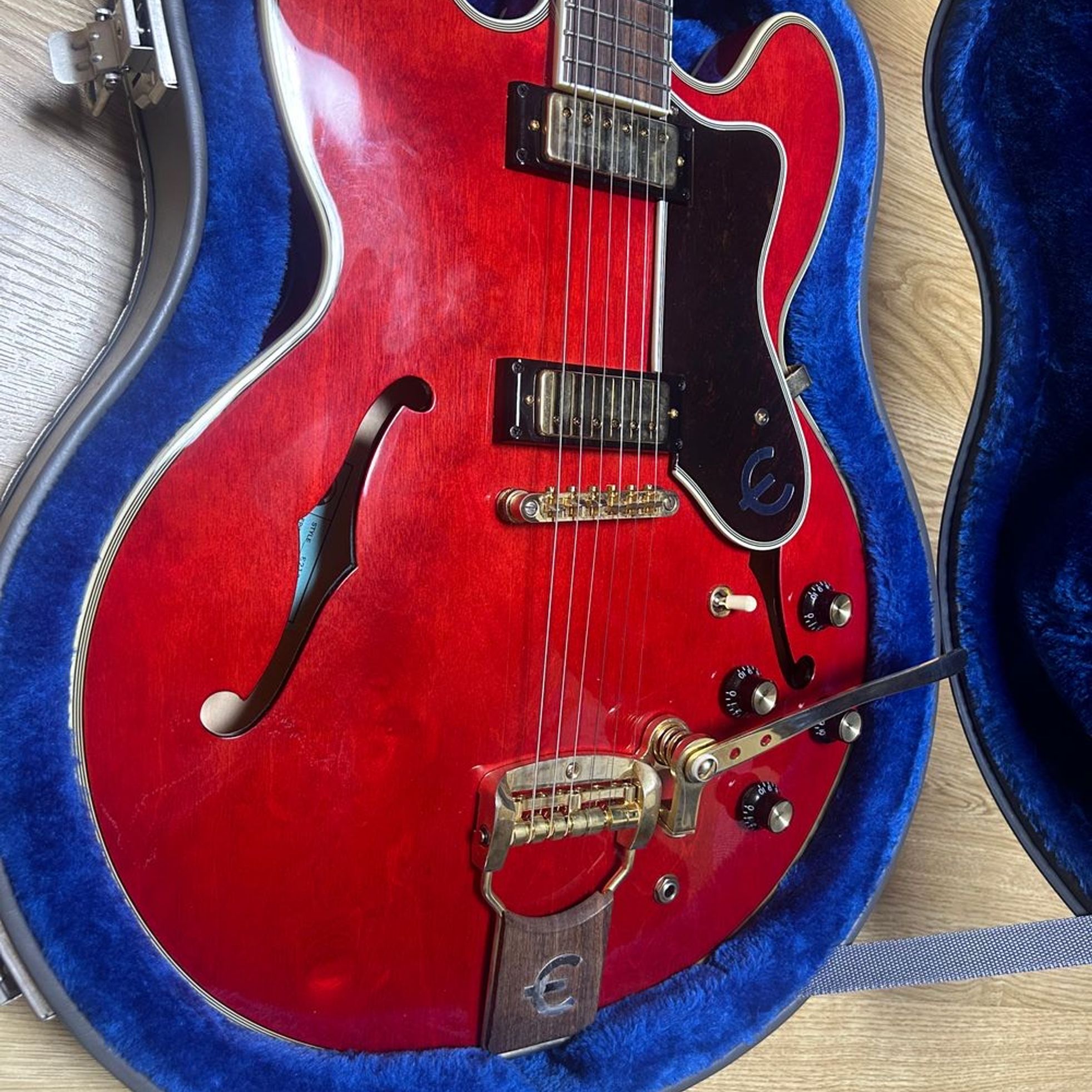Epiphone-Sheraton-2