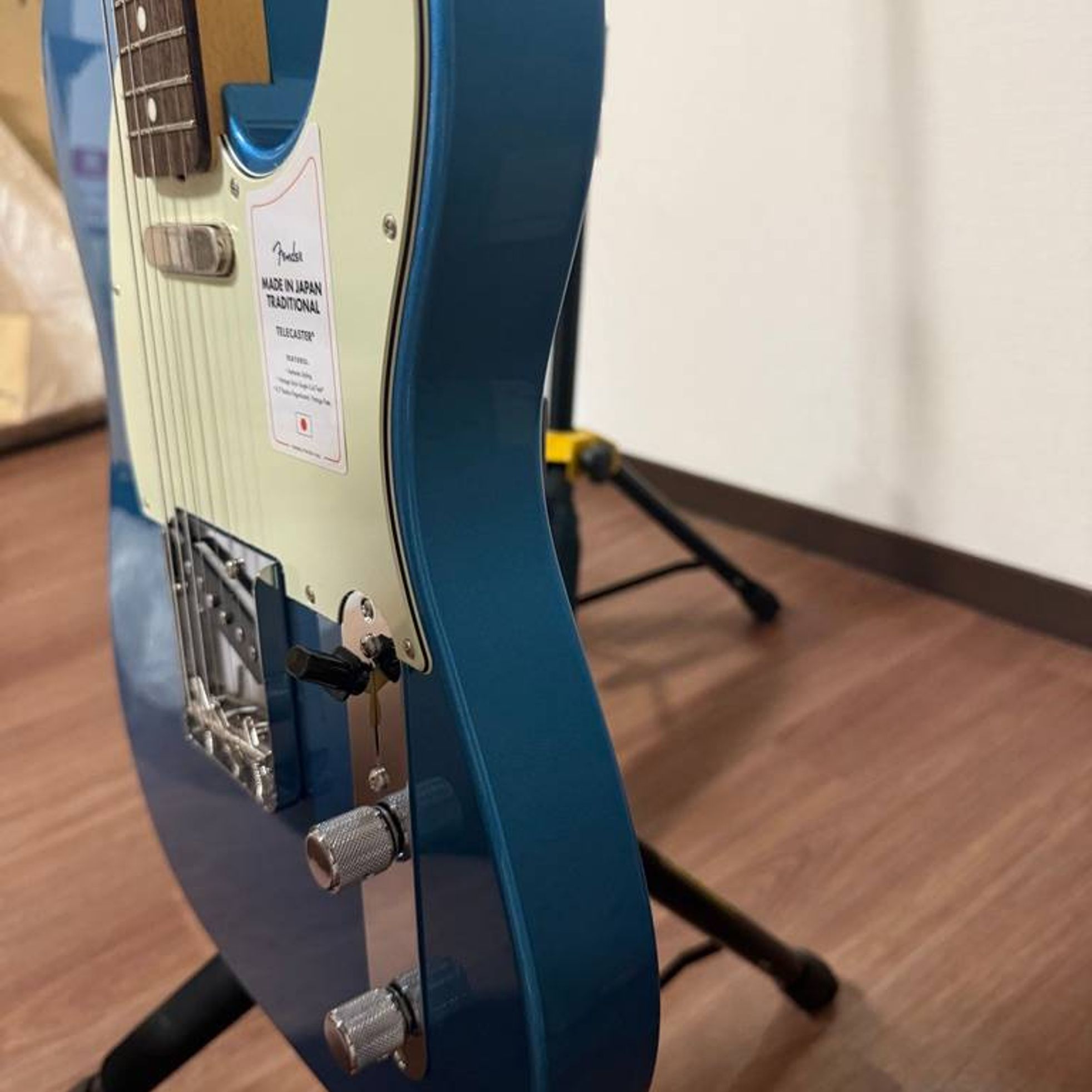 Fender-MIJ Traditional Telecaster-2