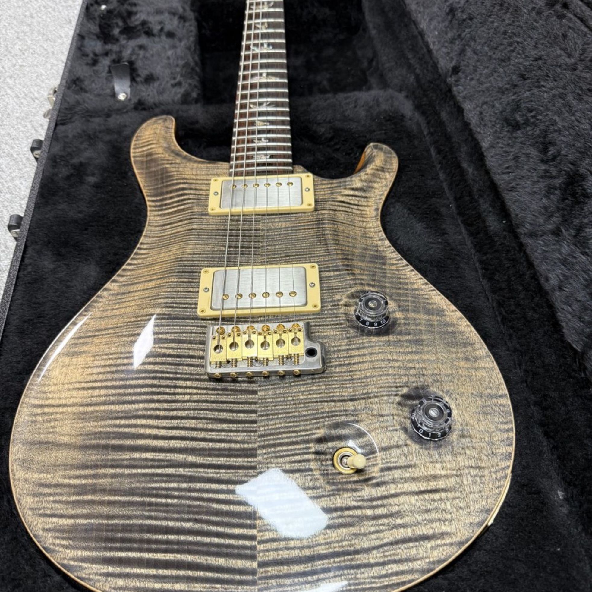 PRS Guitars-null-4