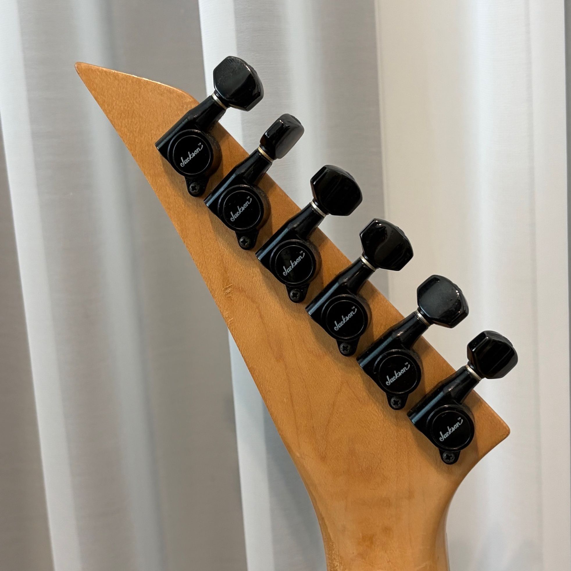 Charvel-null-6