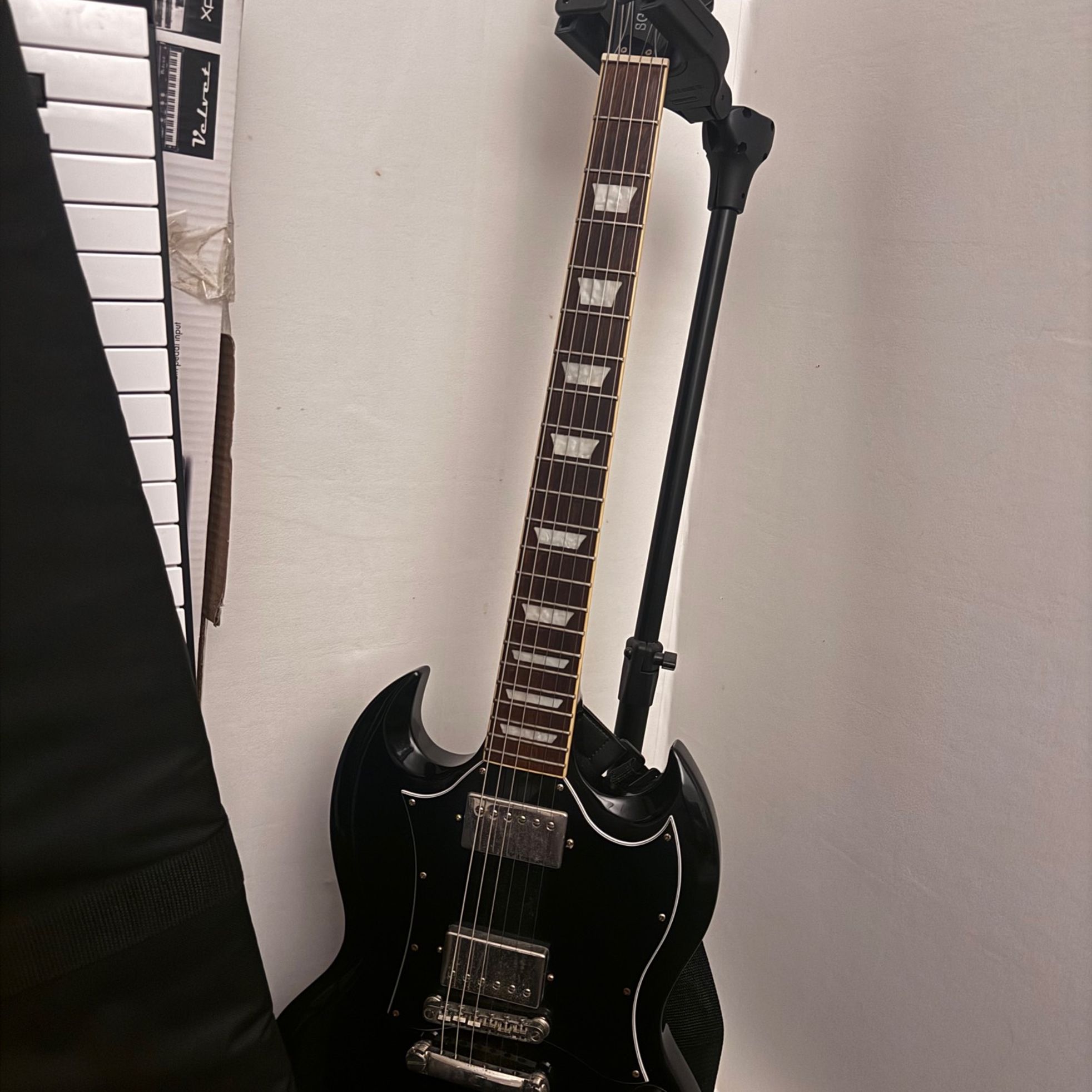 Epiphone-SG Standard-1