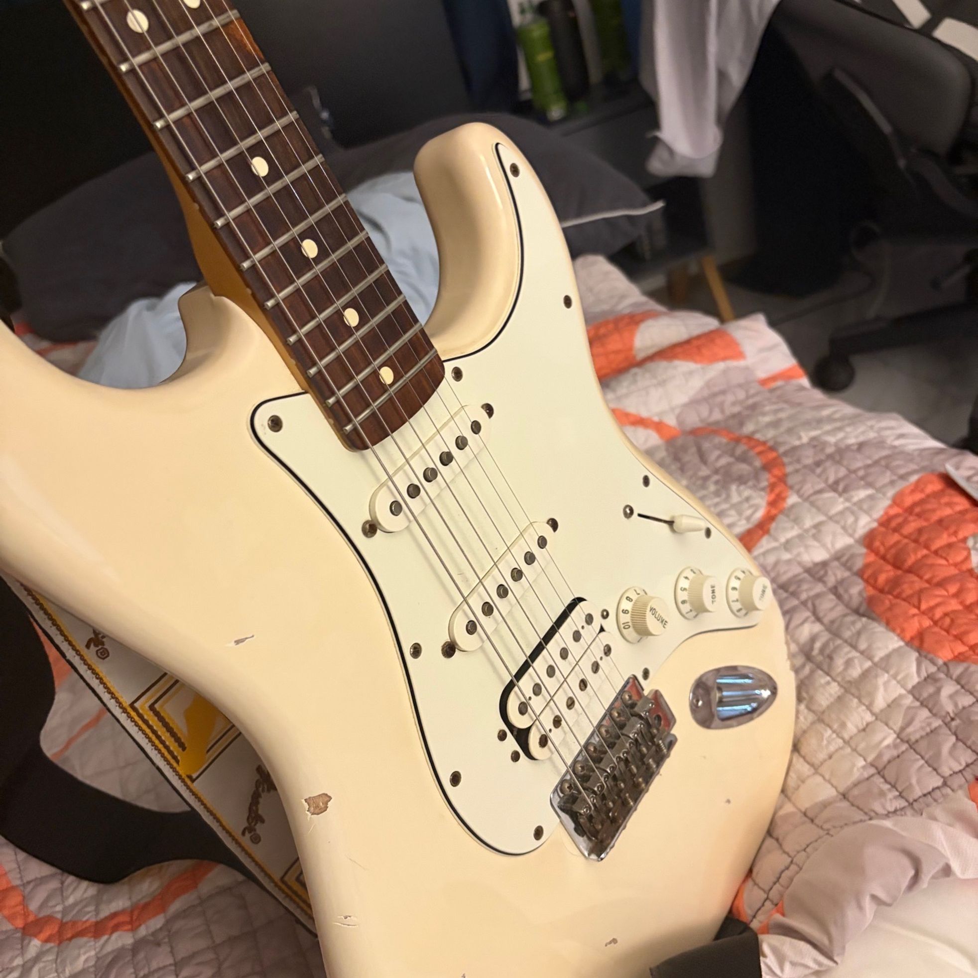 Fender-Player Stratocaster-2