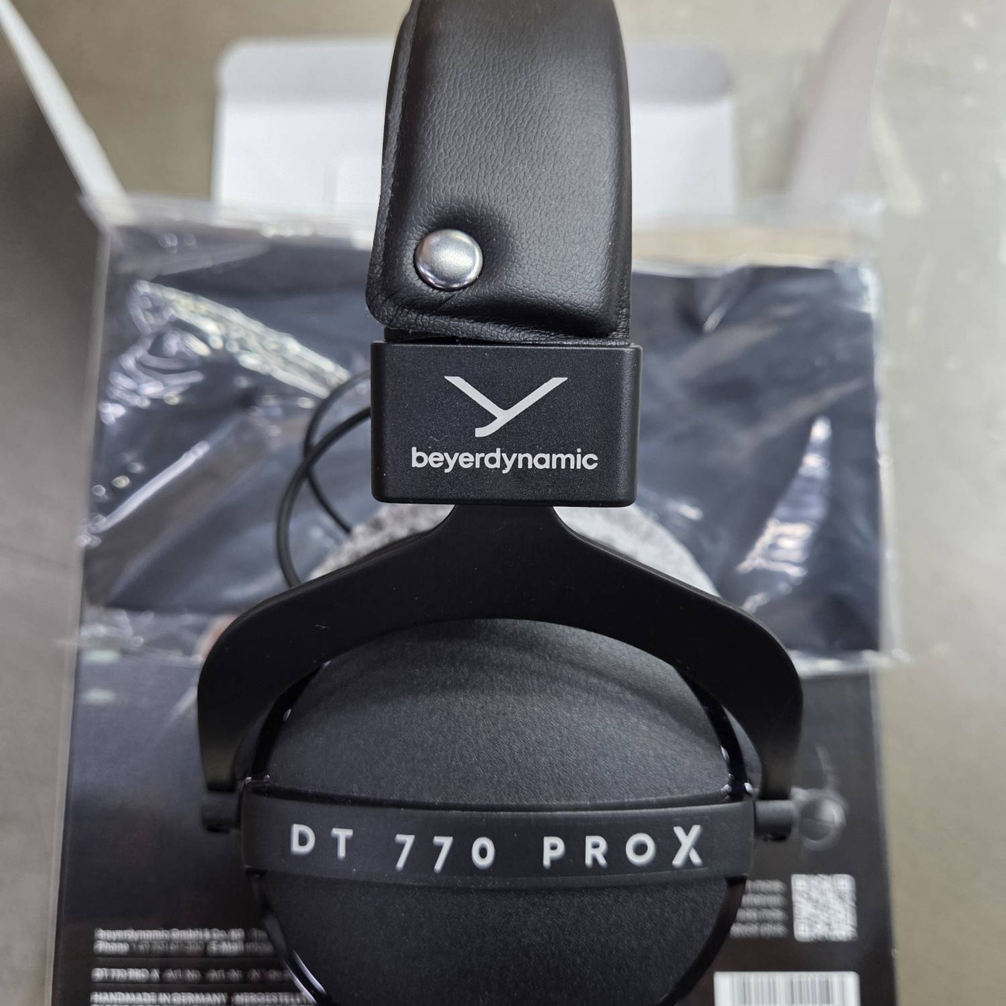 Beyerdynamic-DT 770 PRO X-1