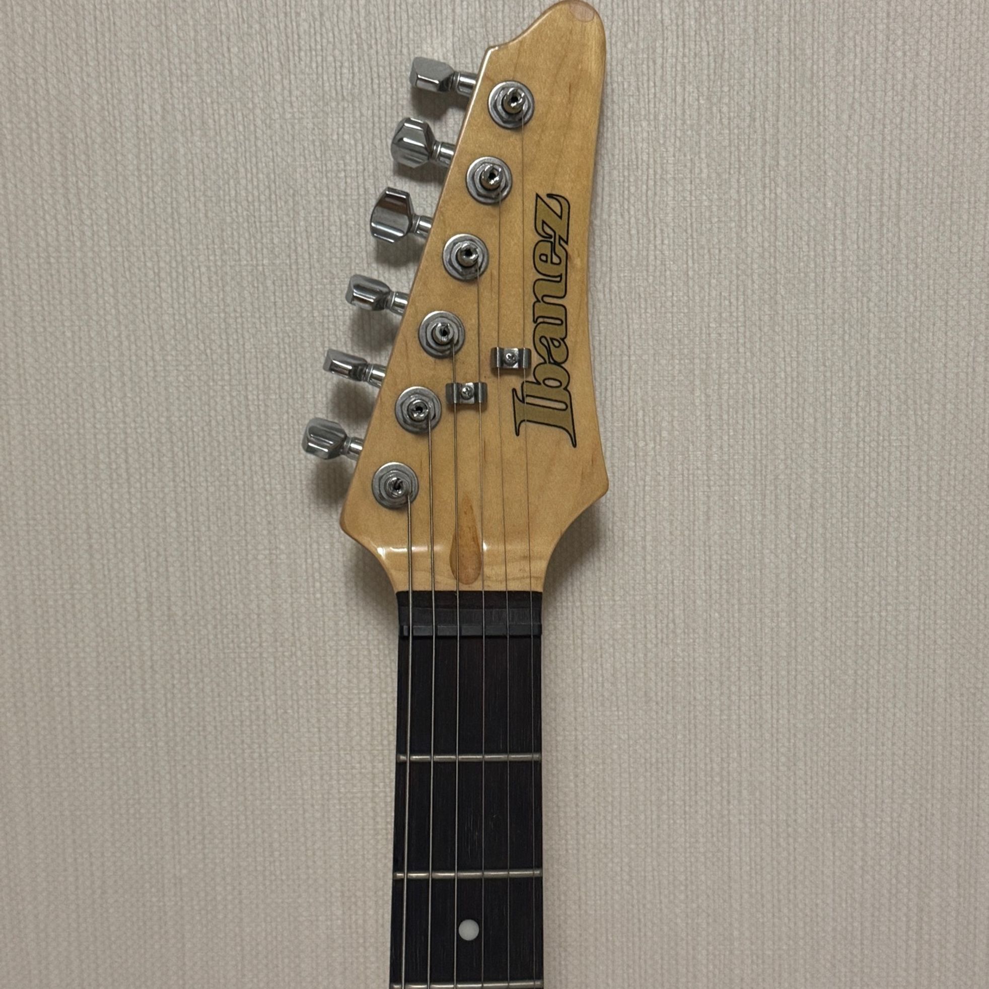 Ibanez-AZES-3