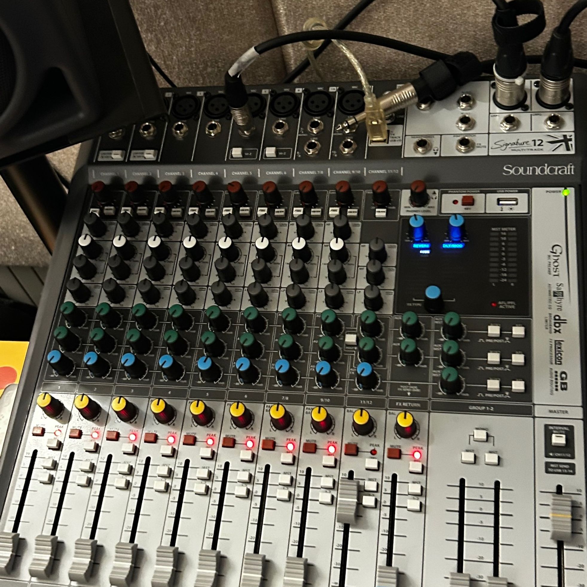 Soundcraft-Signature 12 MTK-1