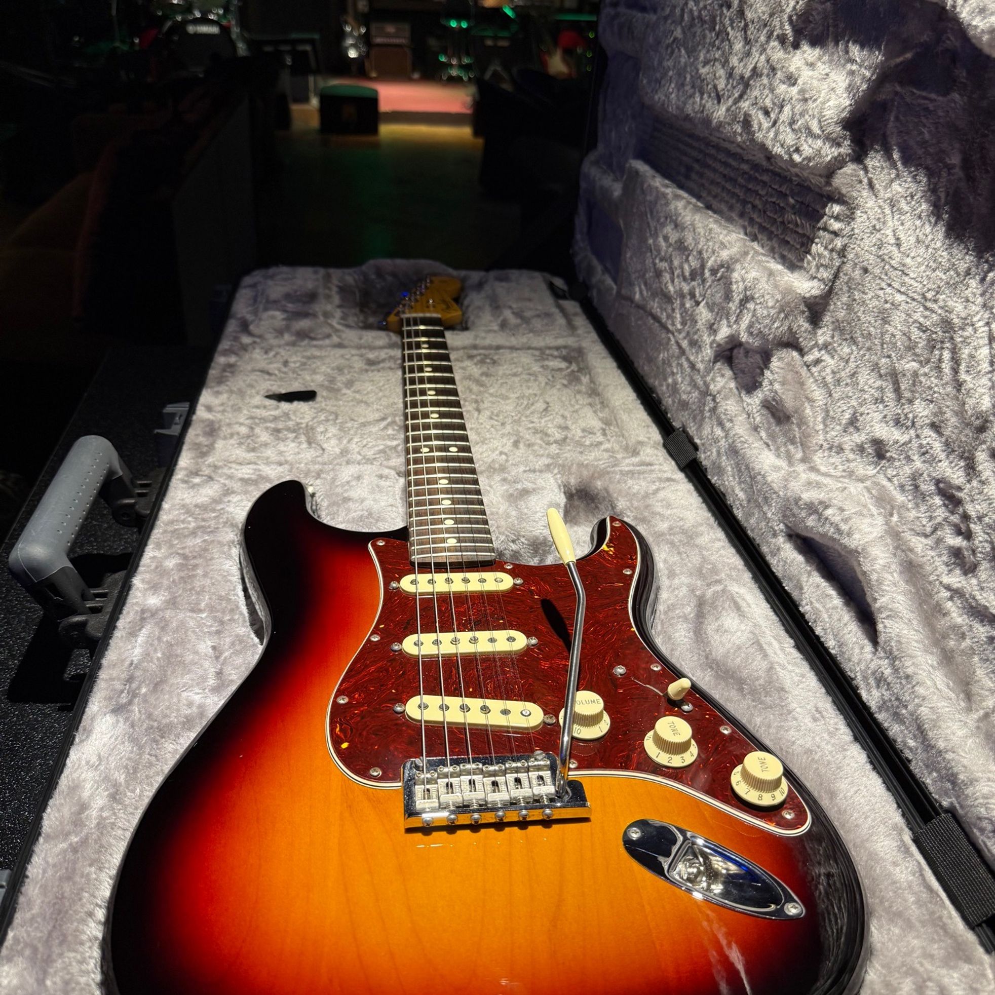 Fender-American Professional II Stratocaster-2