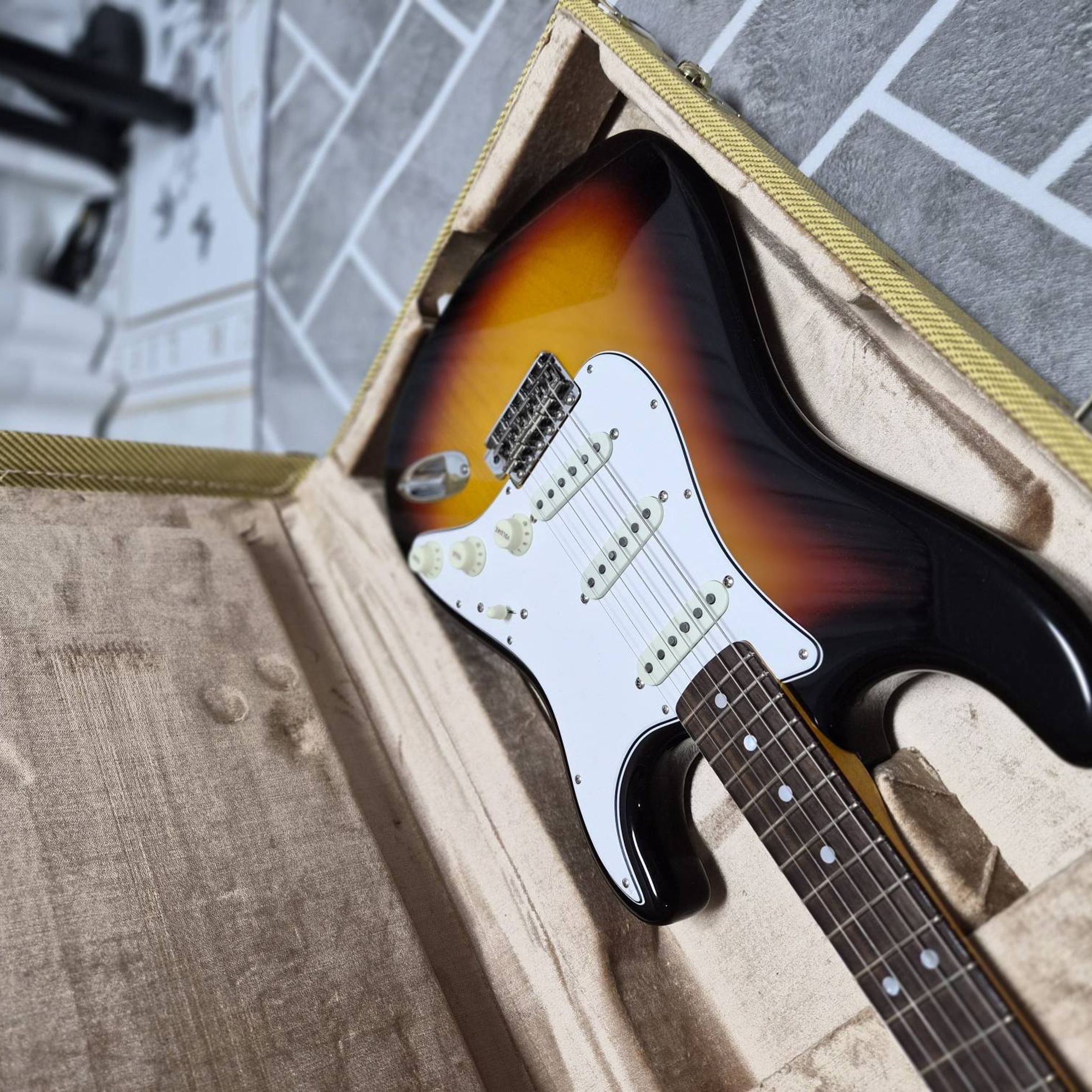 Fender-Custom Shop Stratocaster-2