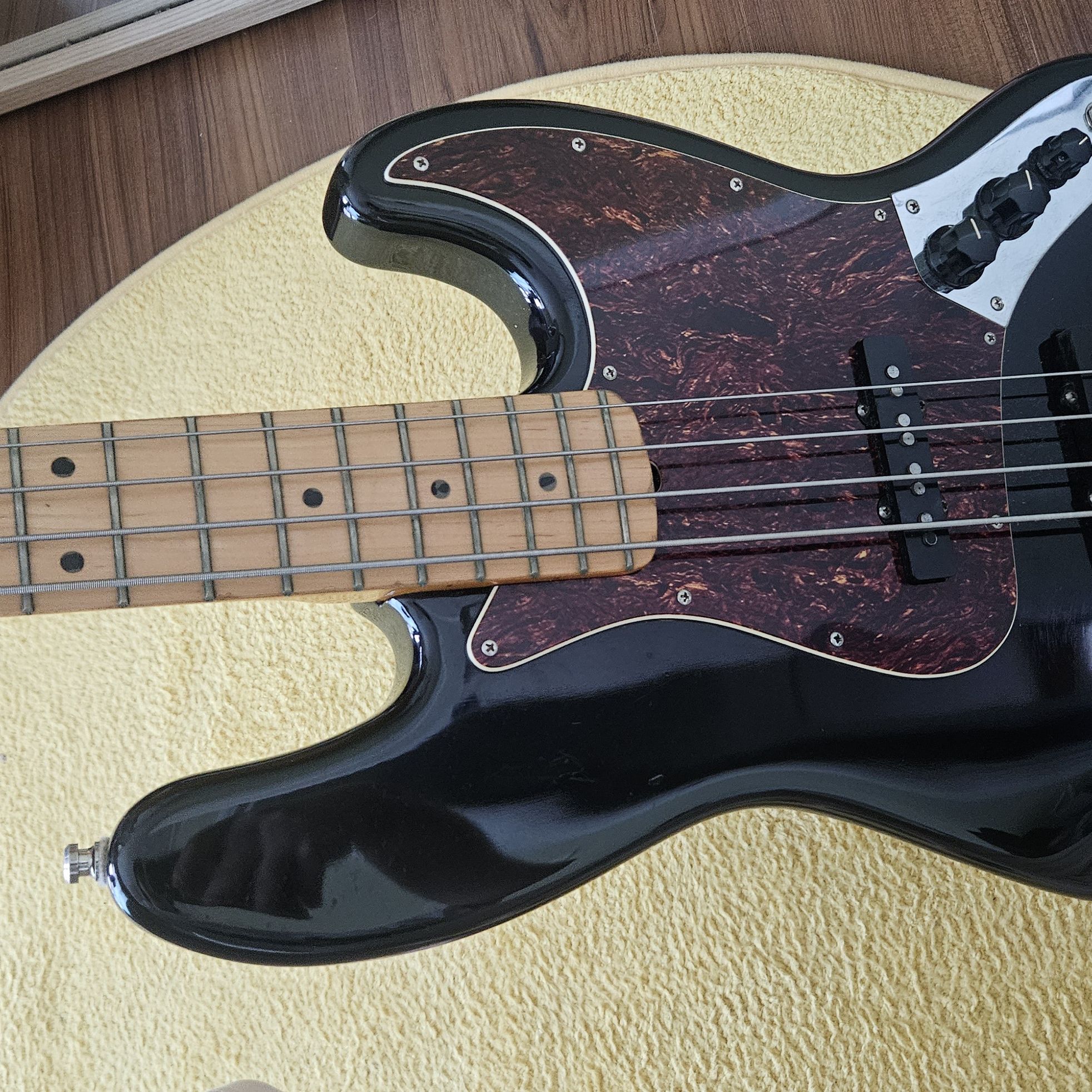 Fender-American Standard Jazz Bass-2