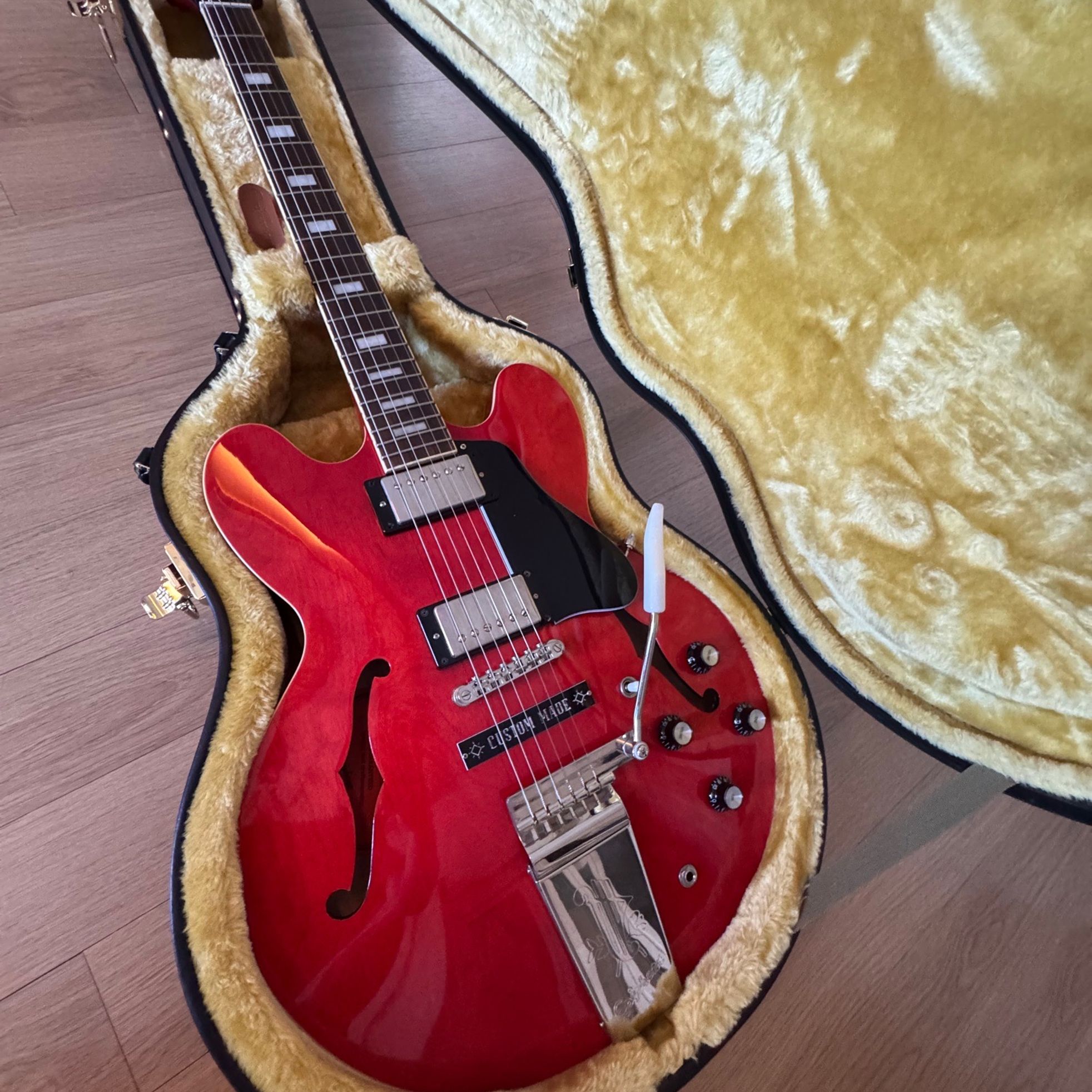Epiphone-ES-335-3