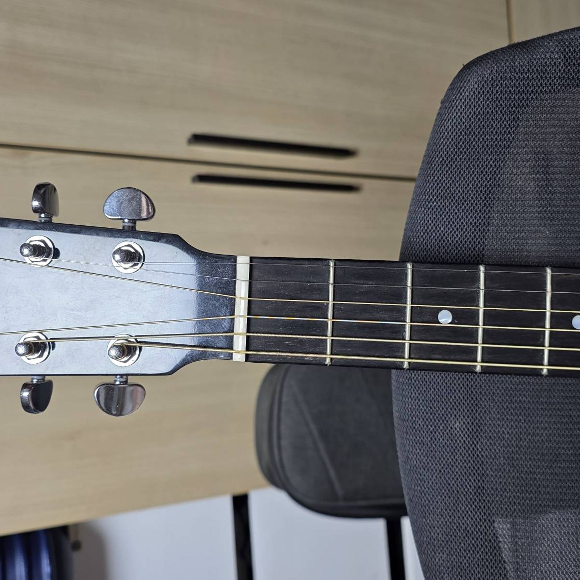 Eastman-AC122CE-2