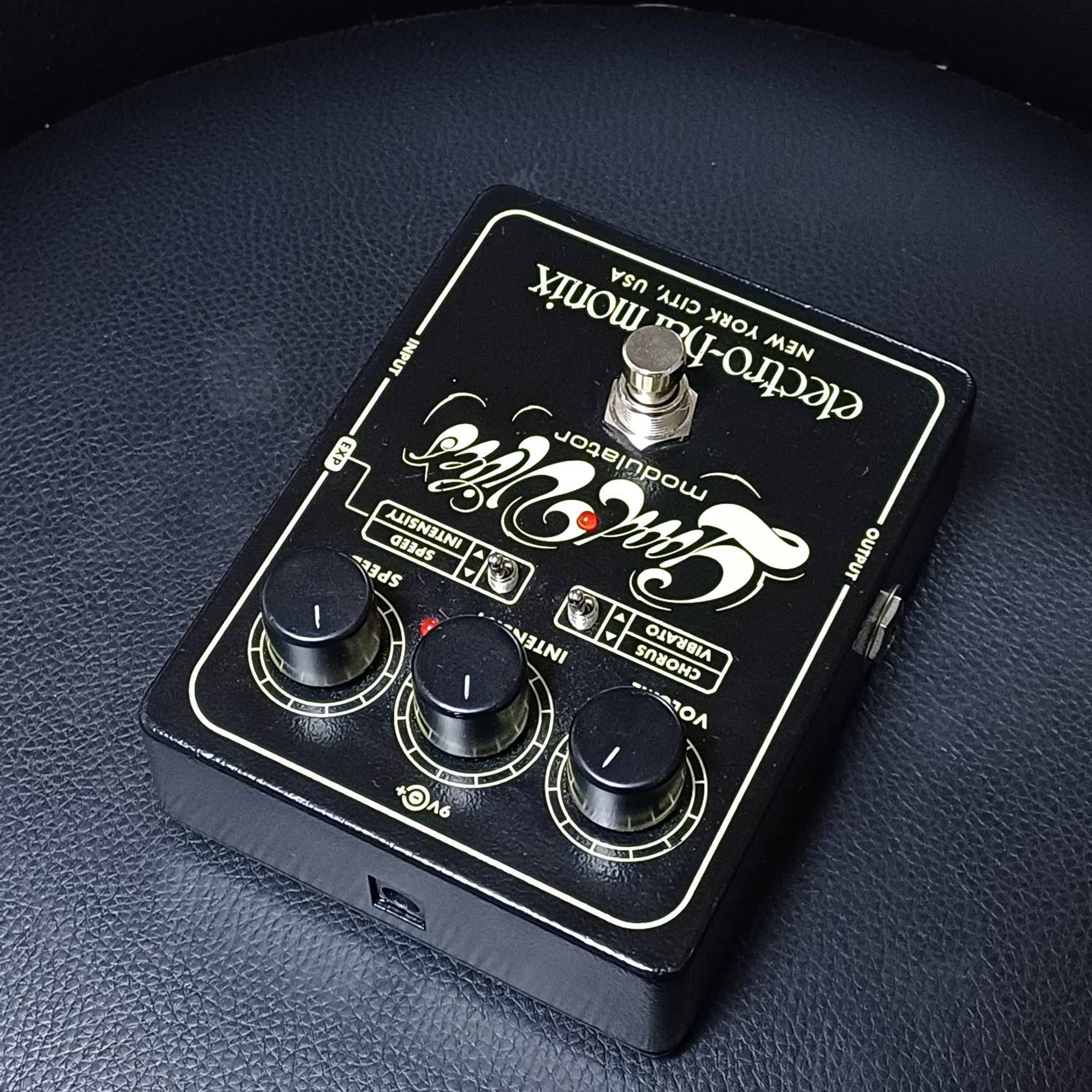 Electro-Harmonix-Good Vibes-2