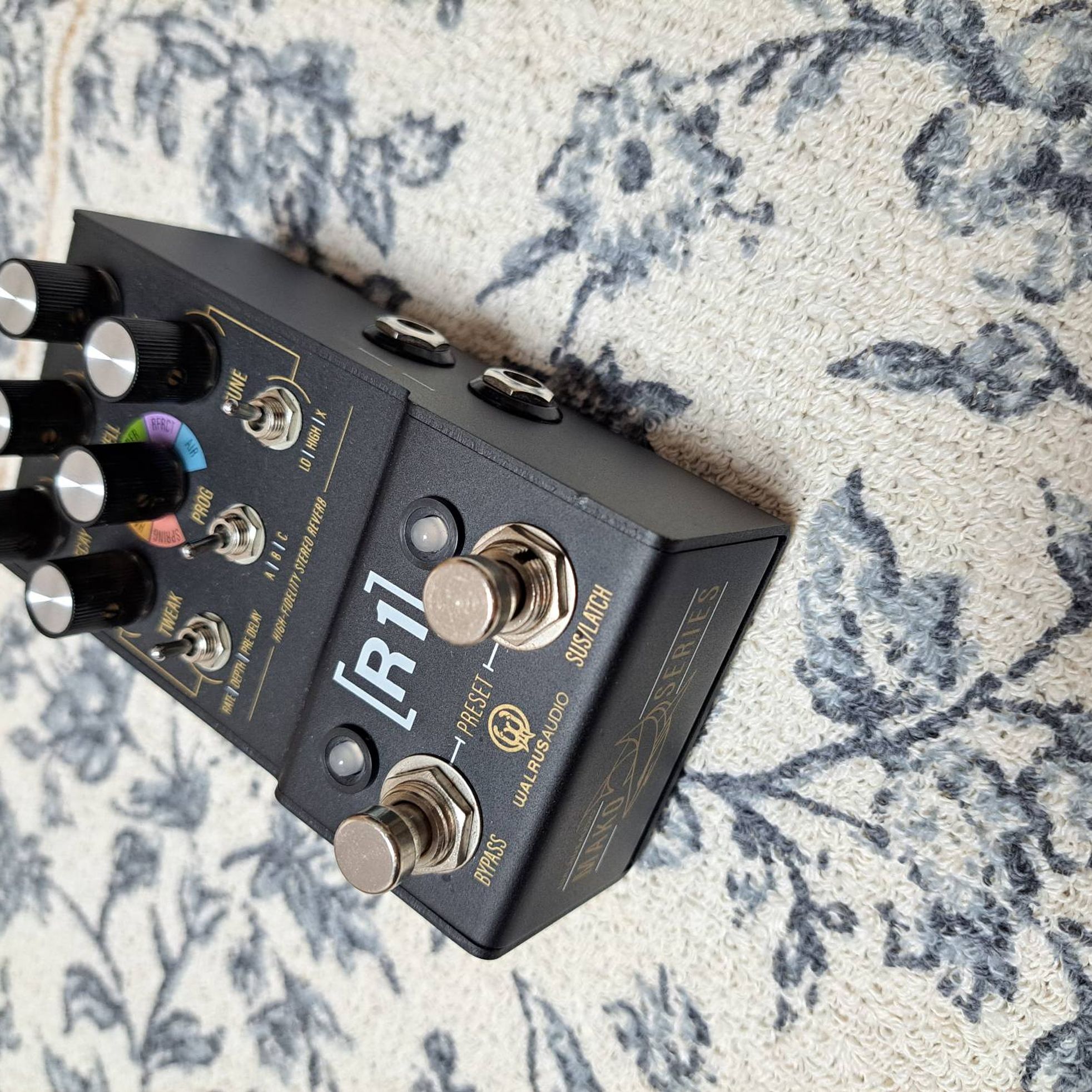Walrus Audio-MAKO Series: R1-1