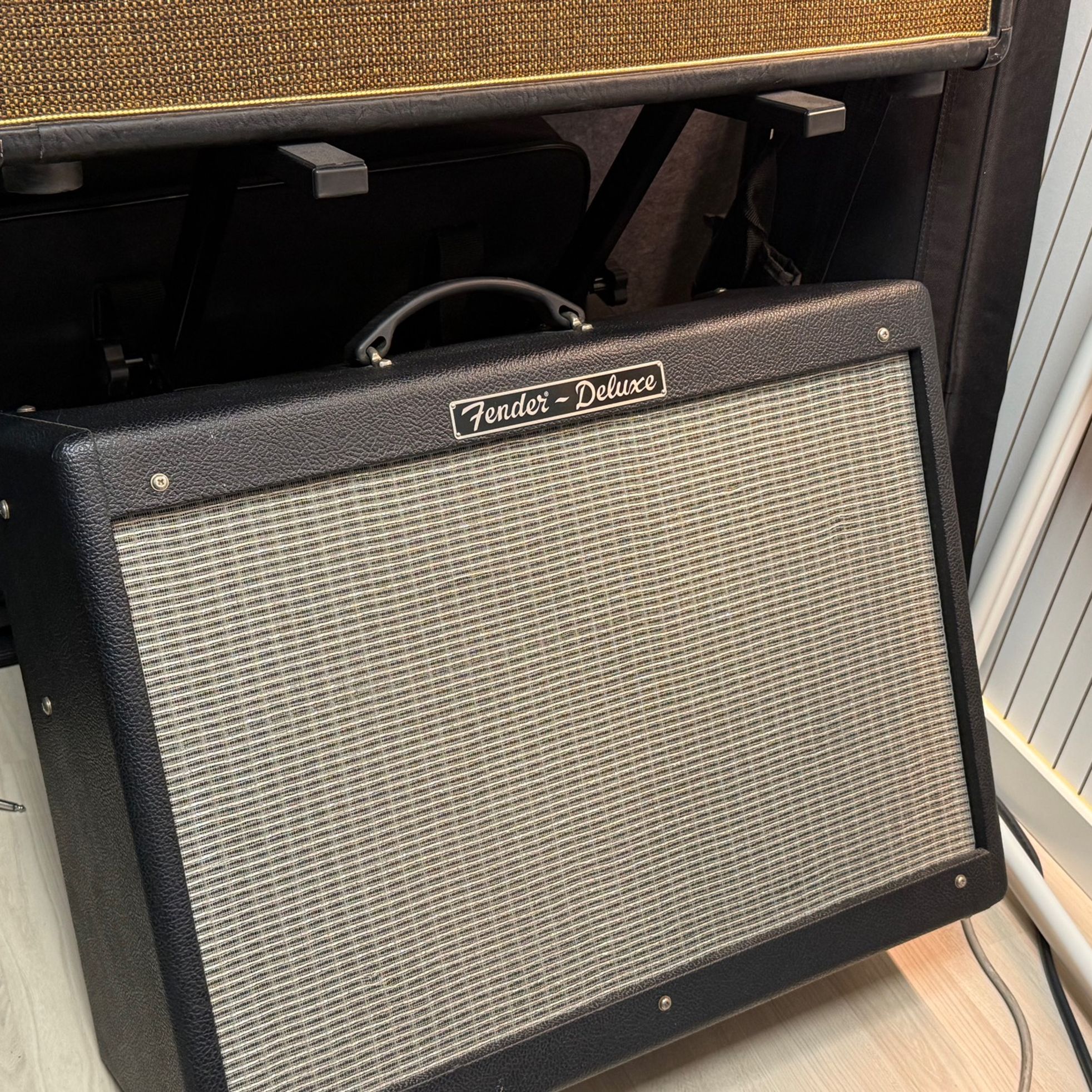 Fender-Hot Rod Deluxe-2