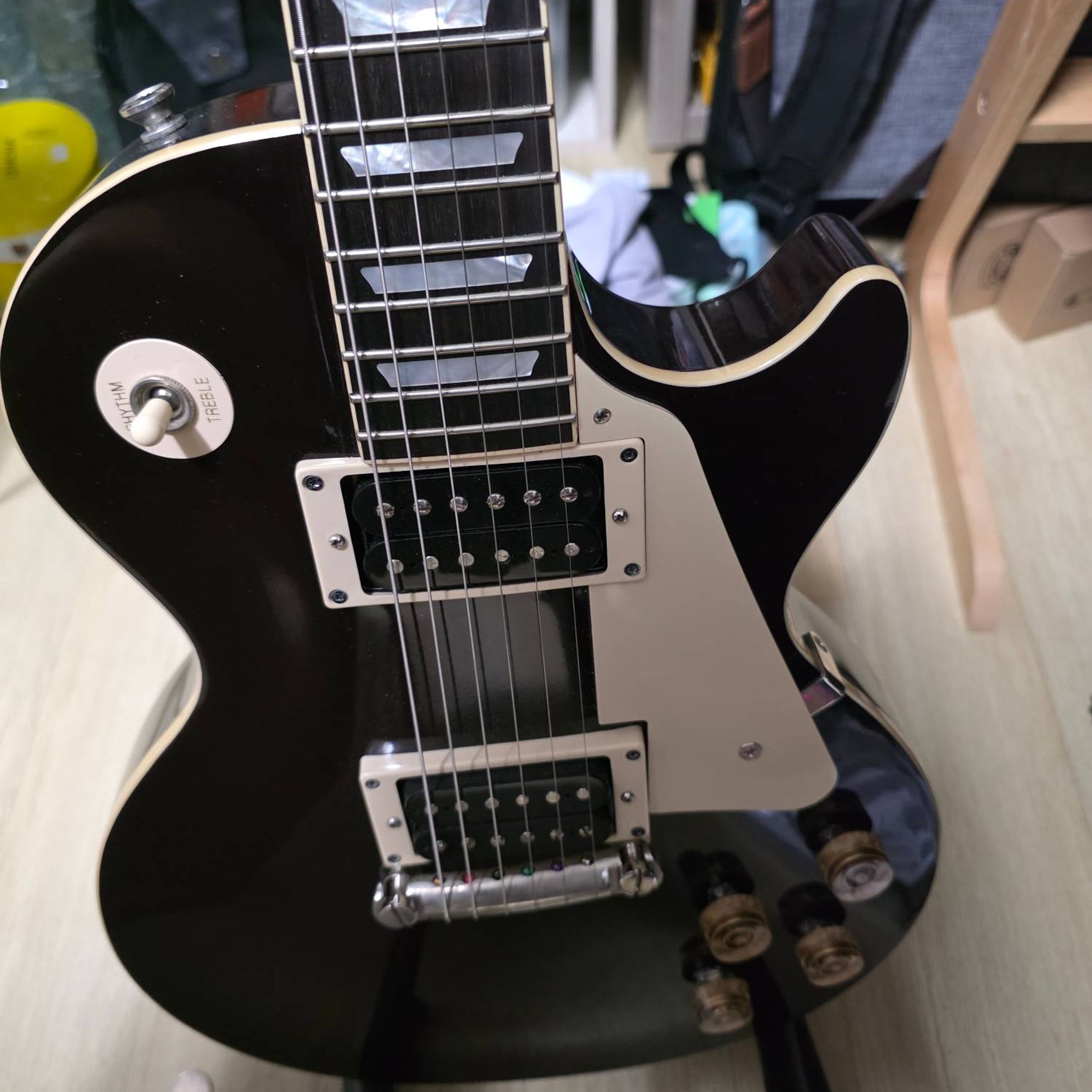 Epiphone-Les Paul Classic-3
