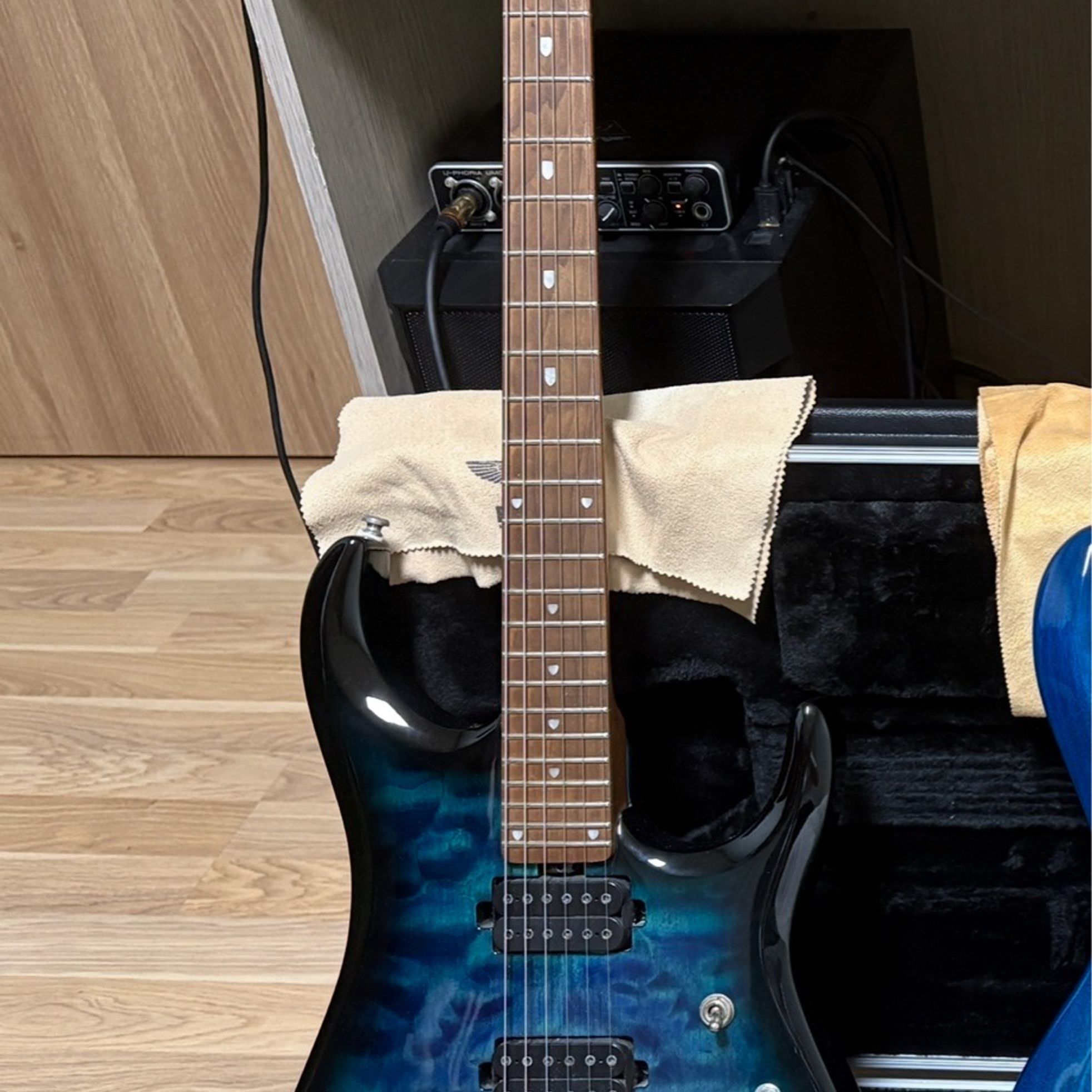 Sterling by Music Man-John Petrucci JP150-2