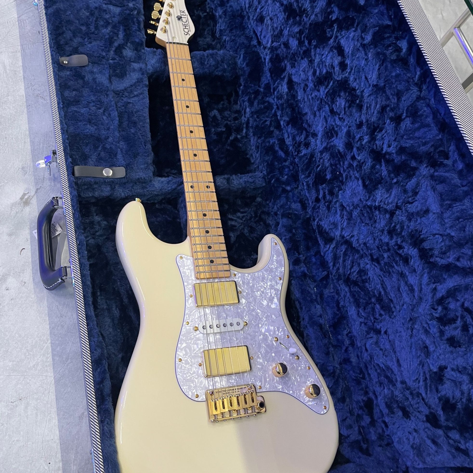 Schecter-USA Custom Shop Traditional-1