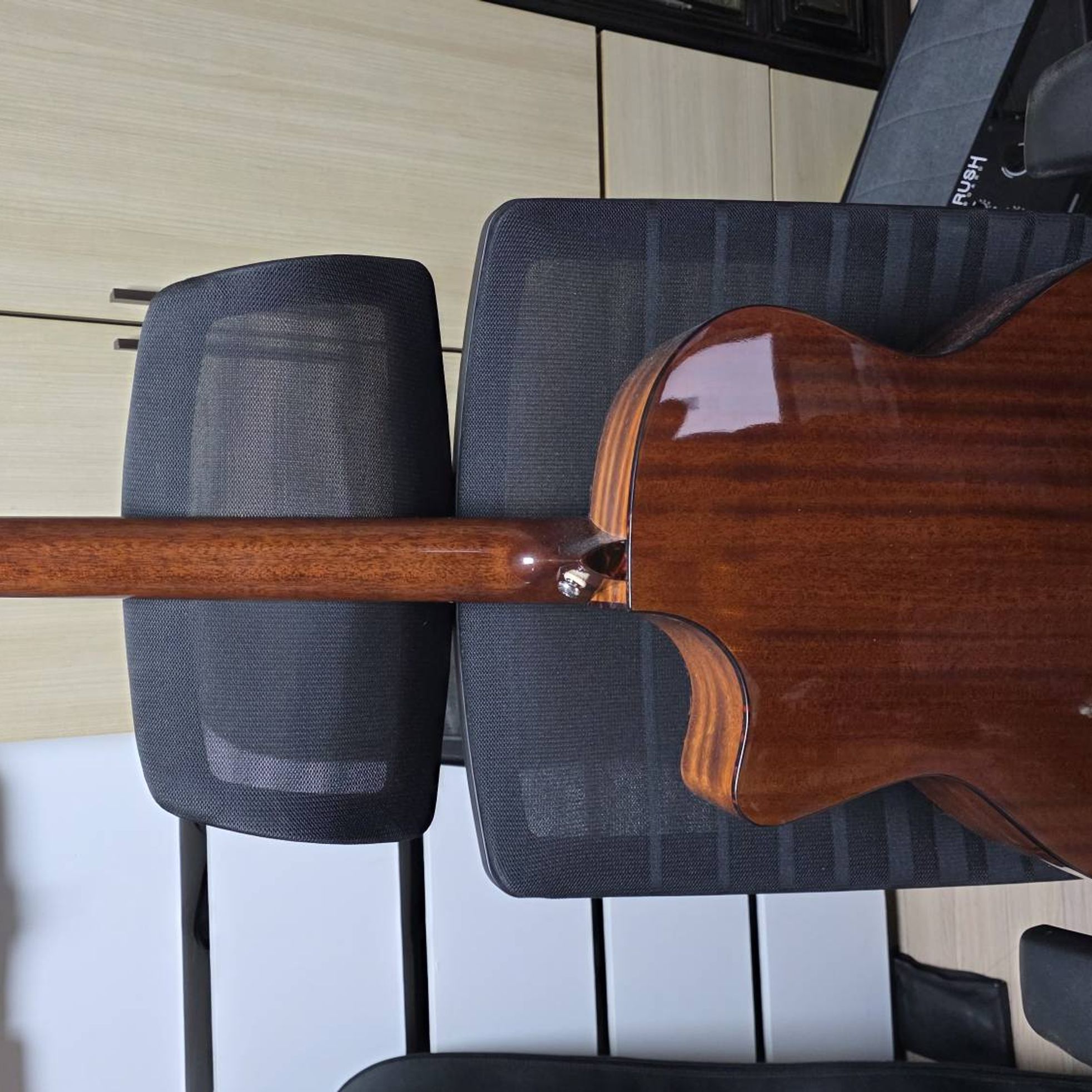 Eastman-AC122CE-5