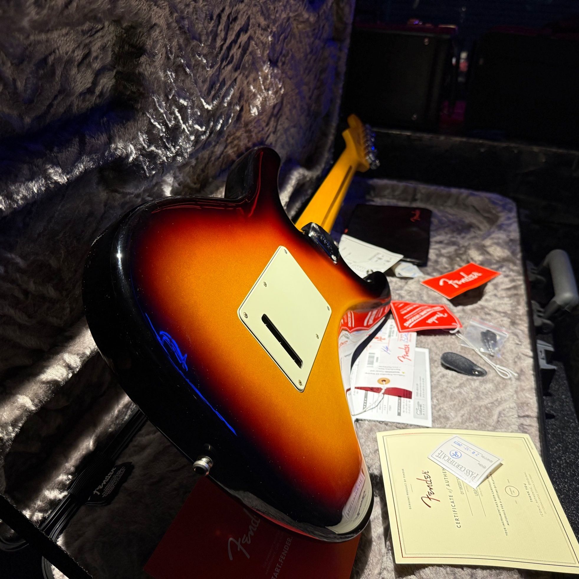 Fender-null-2