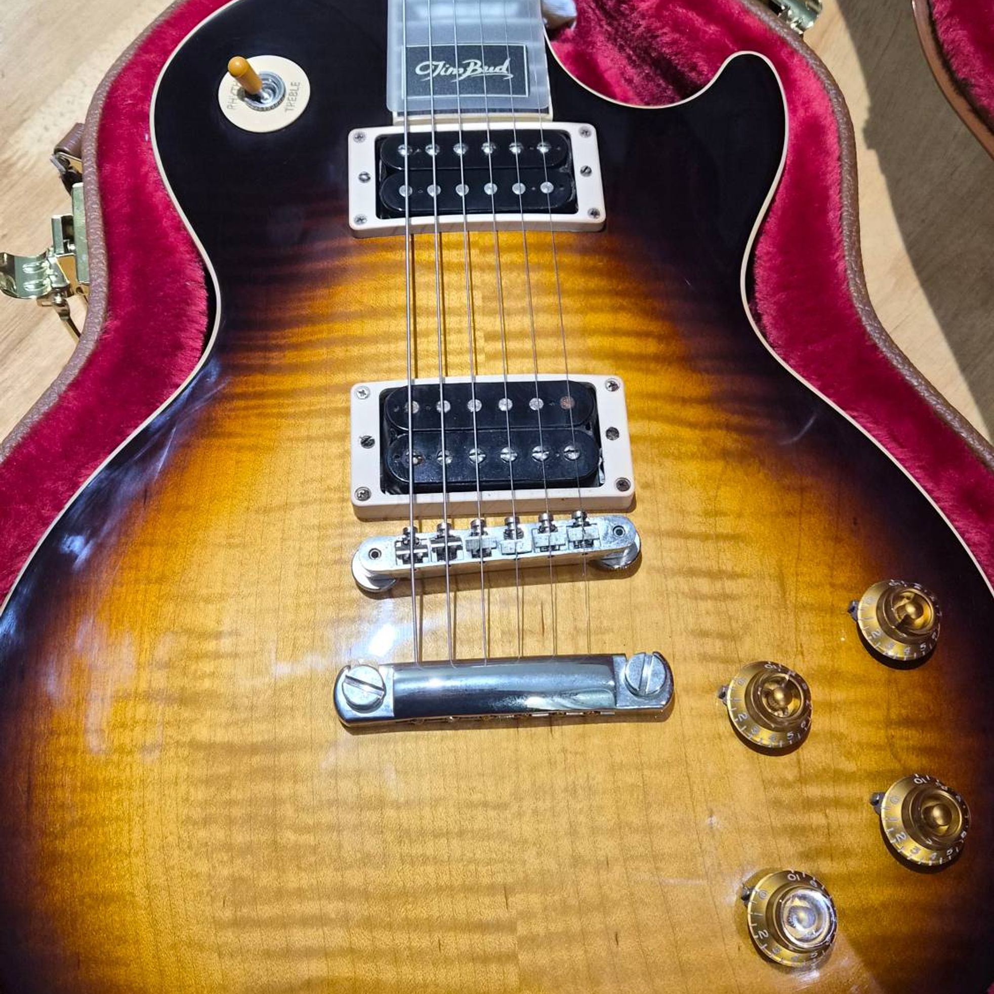 Gibson-Les Paul Signature-6