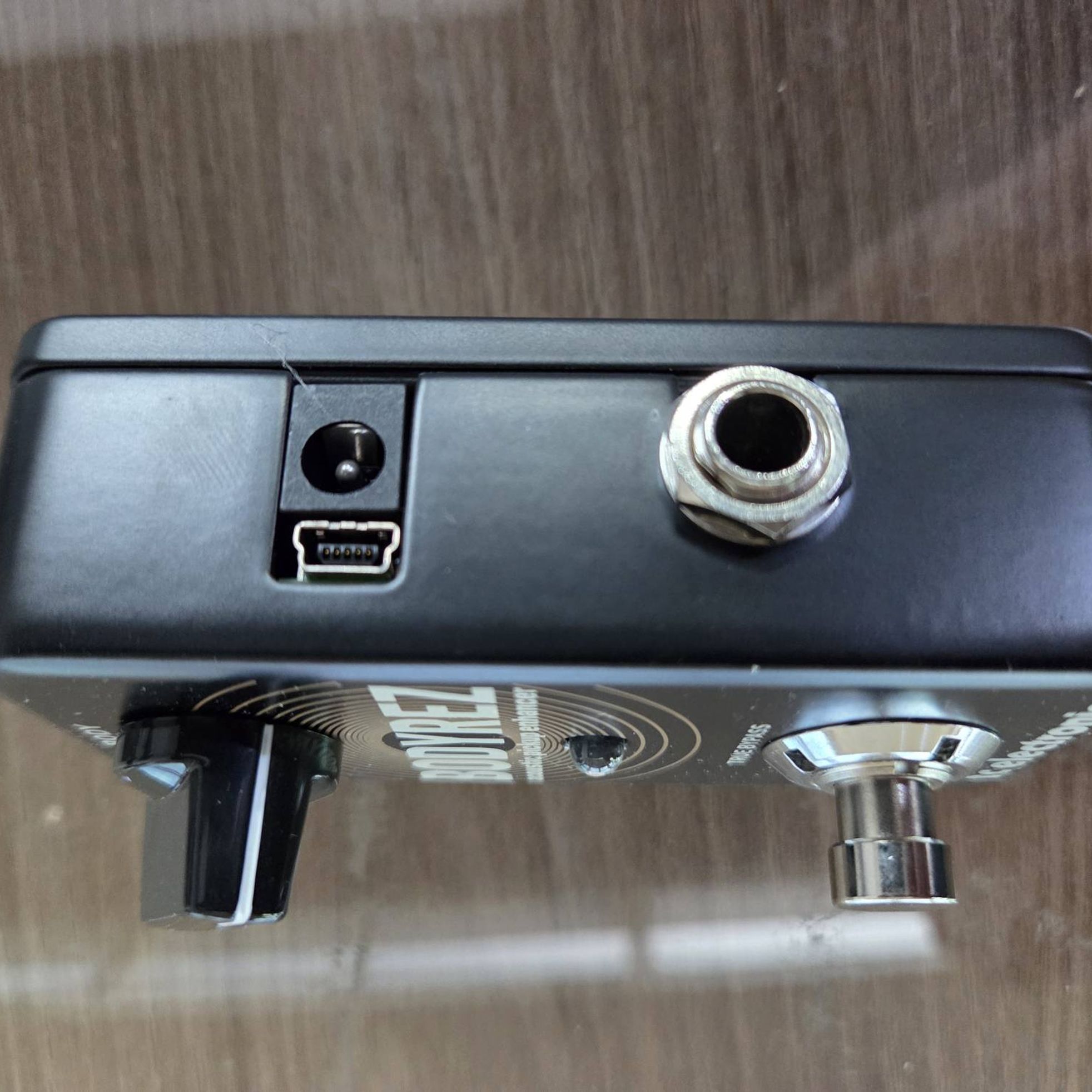 TC Electronic-BodyRez Acoustic Pickup Enhancer-2