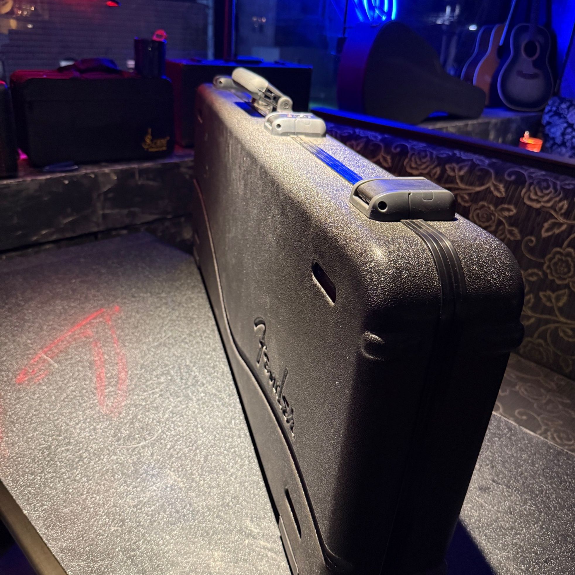 Fender-null-10