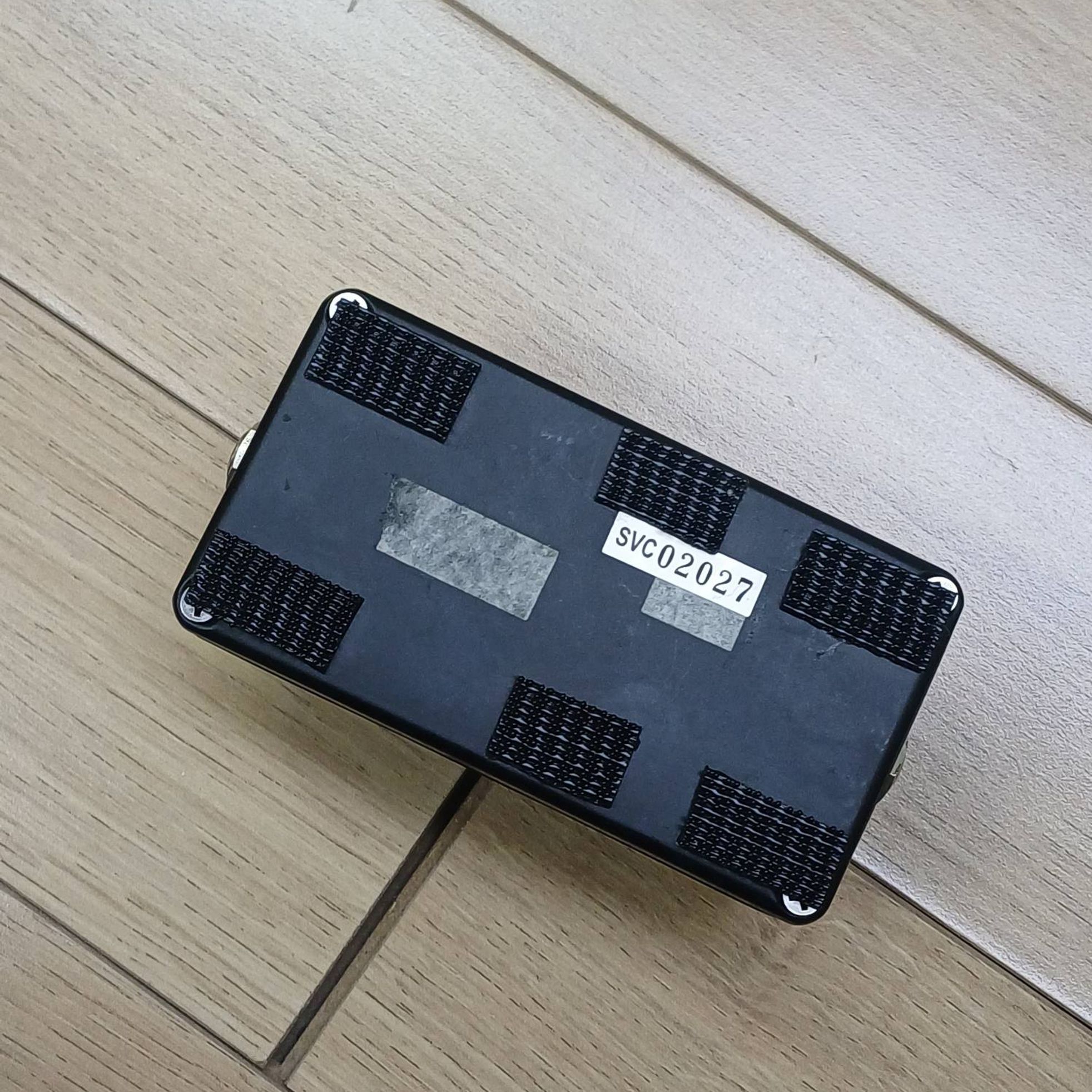 E.W.S. Japan-Subtle Volume Control-3