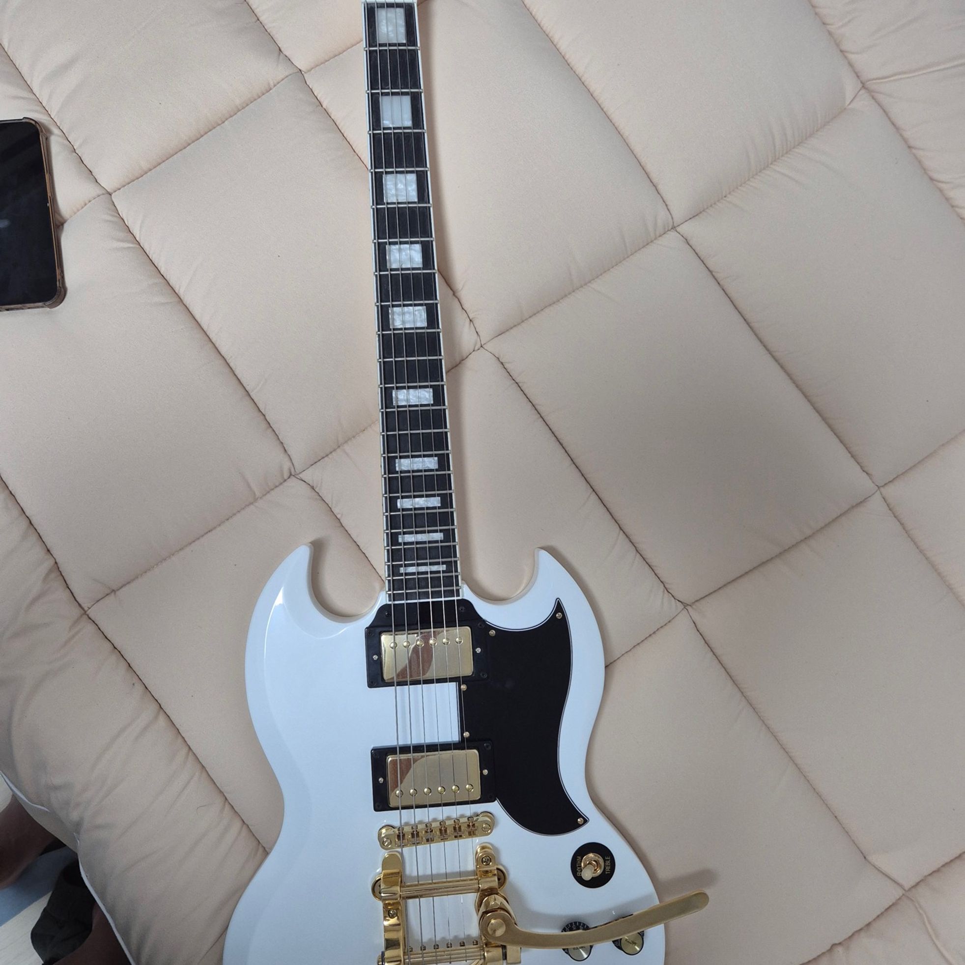 Epiphone-SG Custom-2