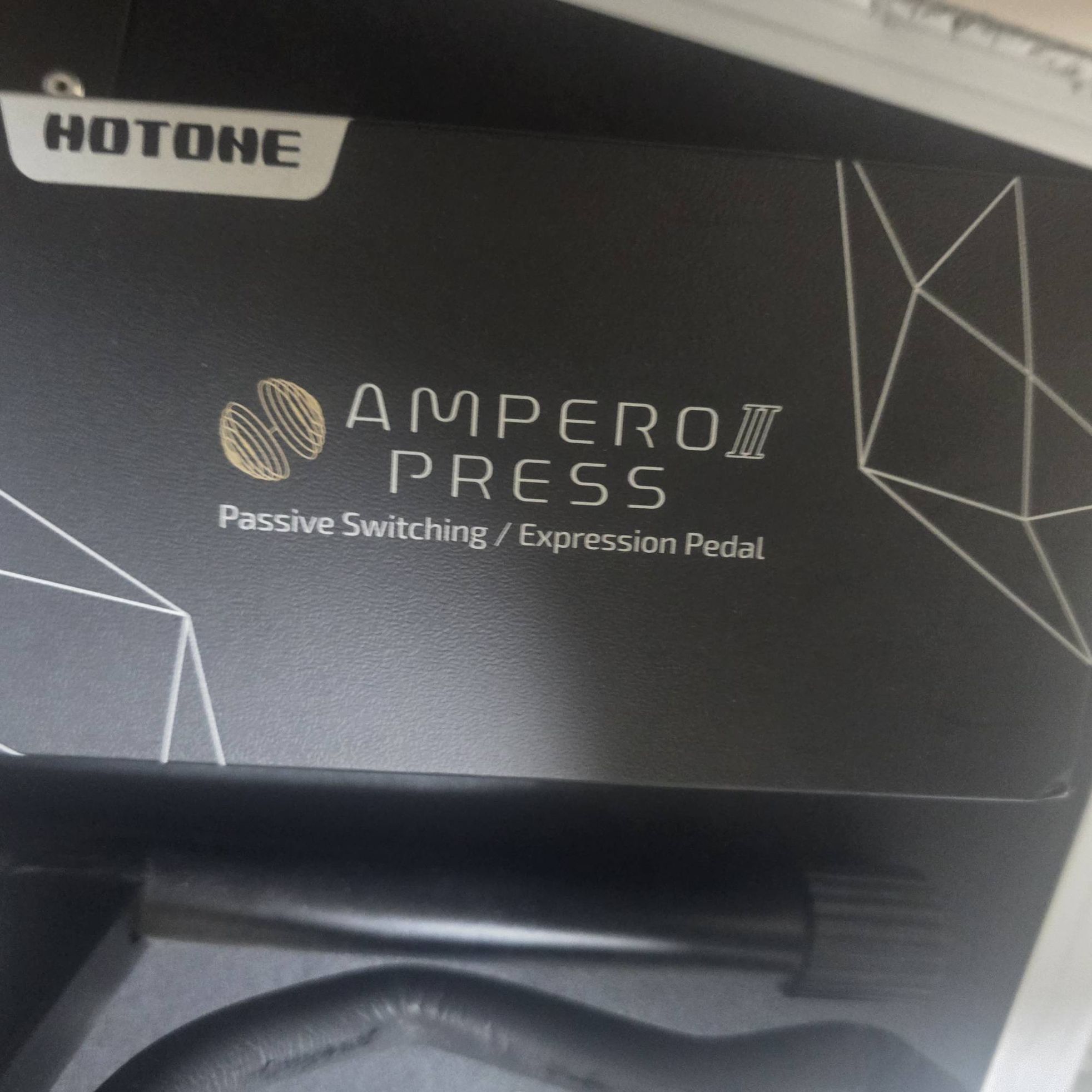 Hotone-Ampero-2