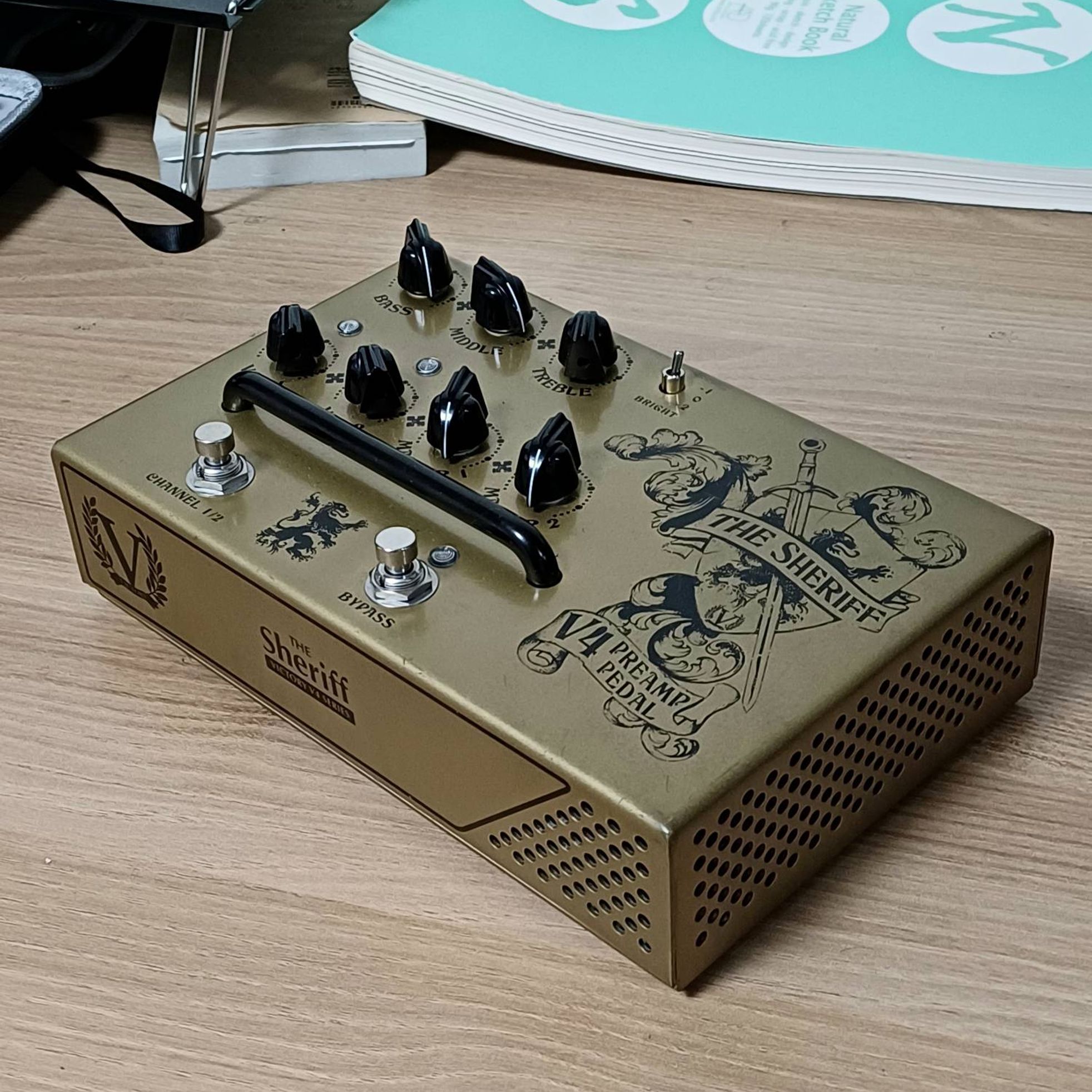 Victory Amps-V4 The Sheriff Preamp-1