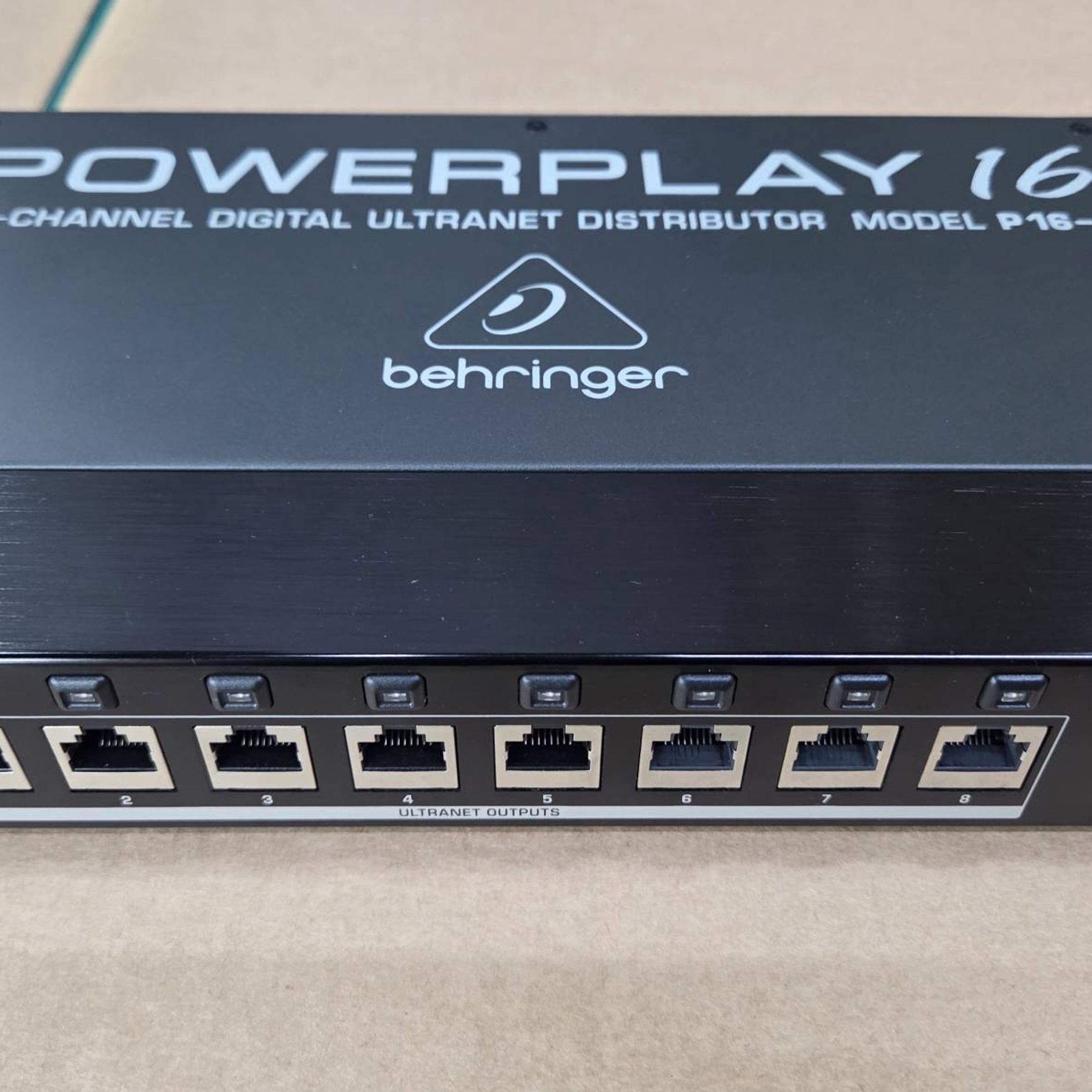 Behringer-Powerplay P16-D-1
