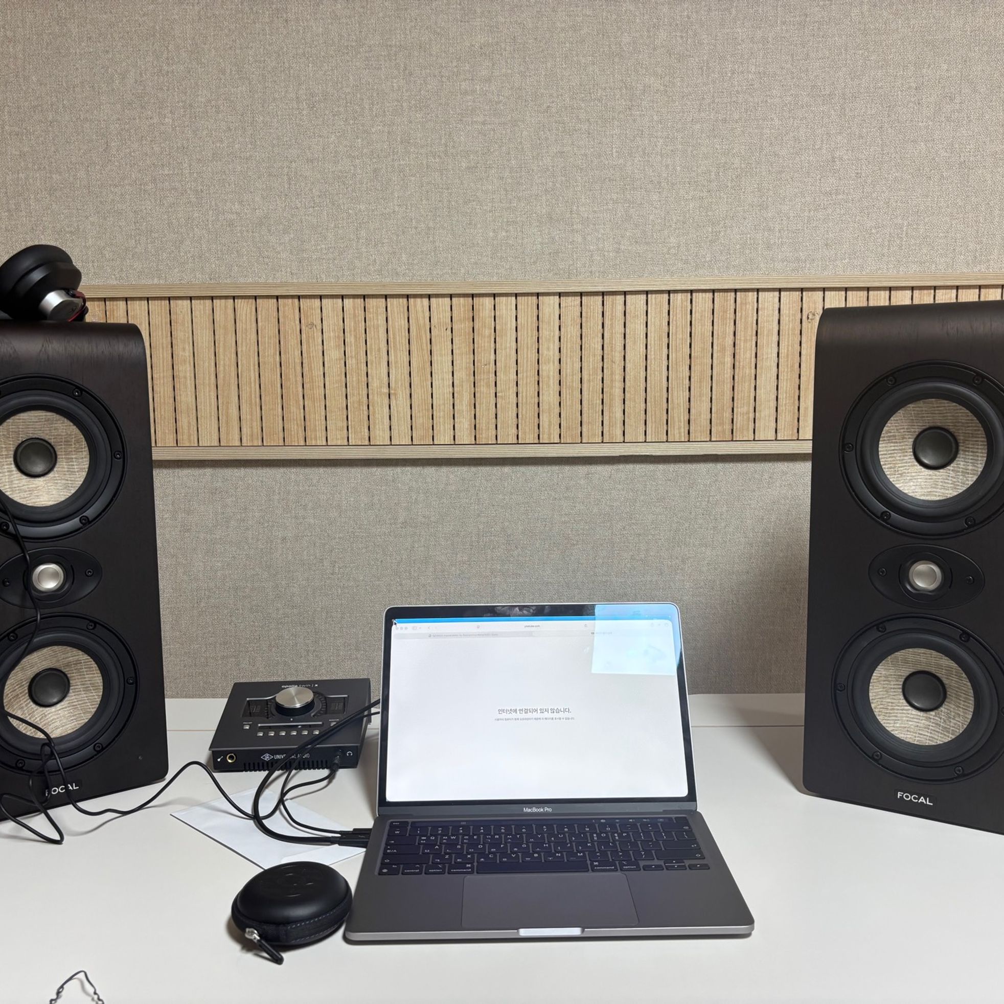 Focal-Shape Twin-4