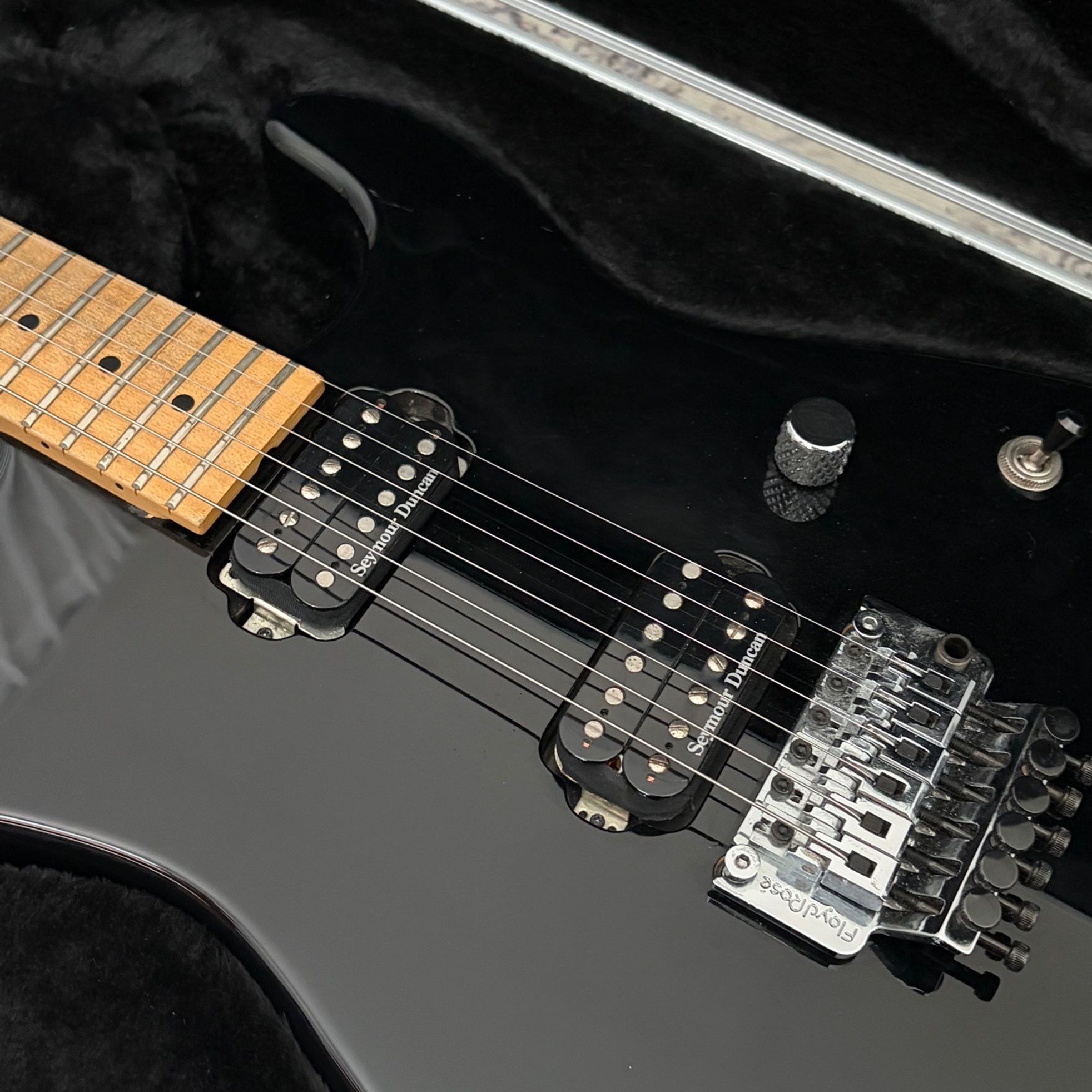 Charvel-null-4