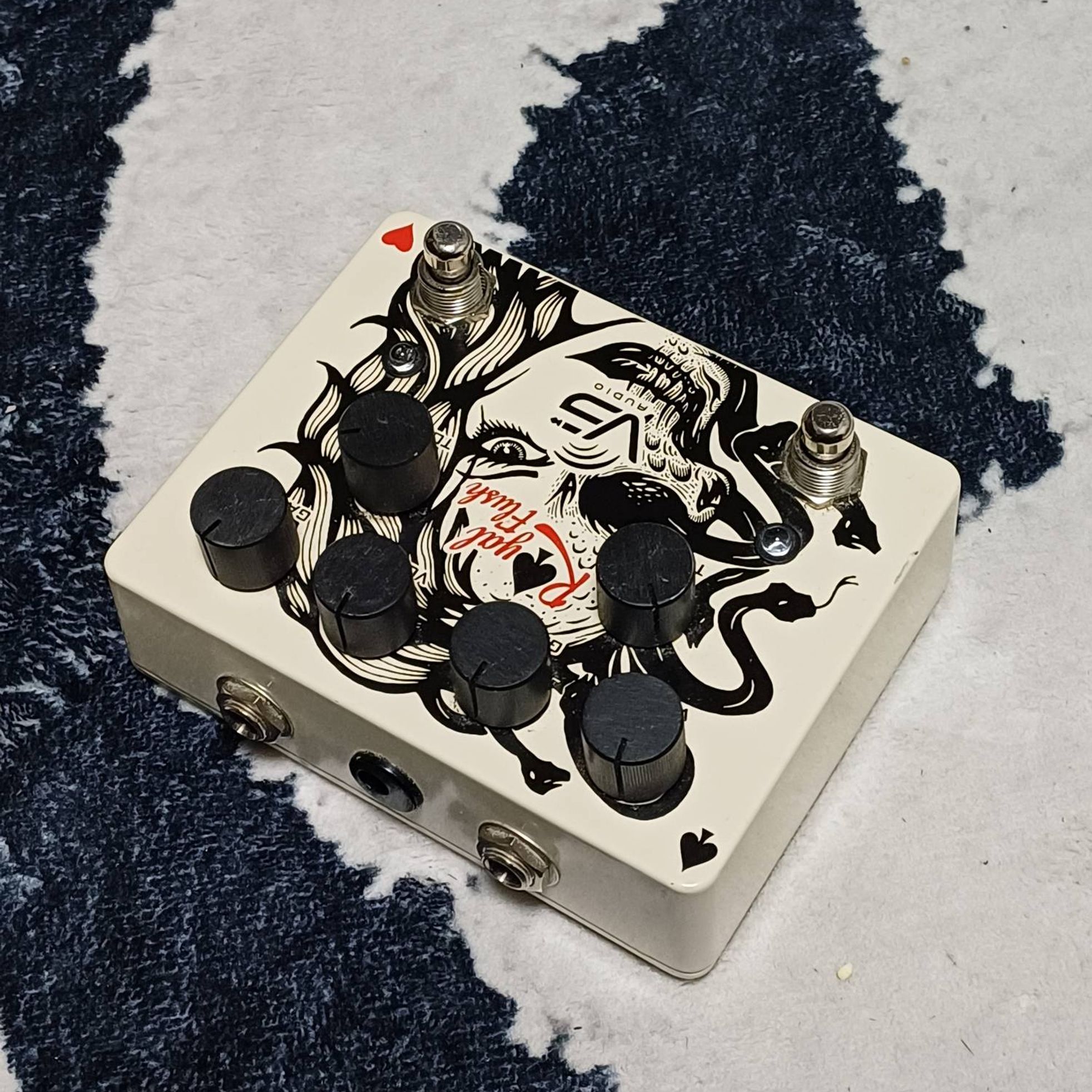 VS Audio-Royal Flush-2